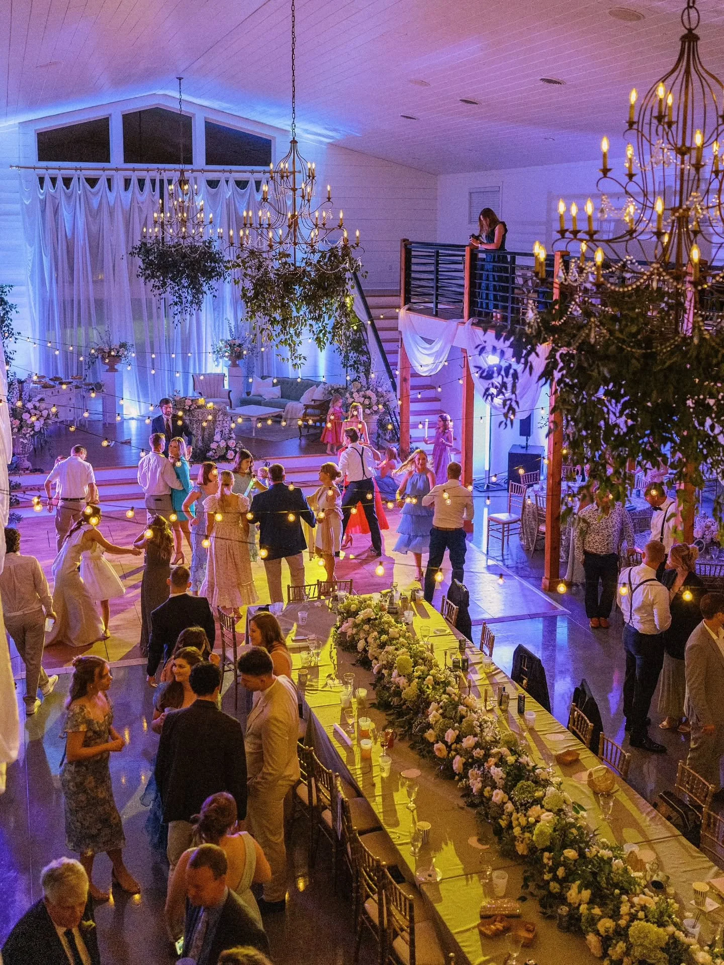 I don't need a physical dance floor. And neither do you.

You don't need much of what&nbsp;the wedding industry tellou that you need, which is why I don't believe&nbsp;my job is to give you a checklist and convince you to check every box.

My job is 