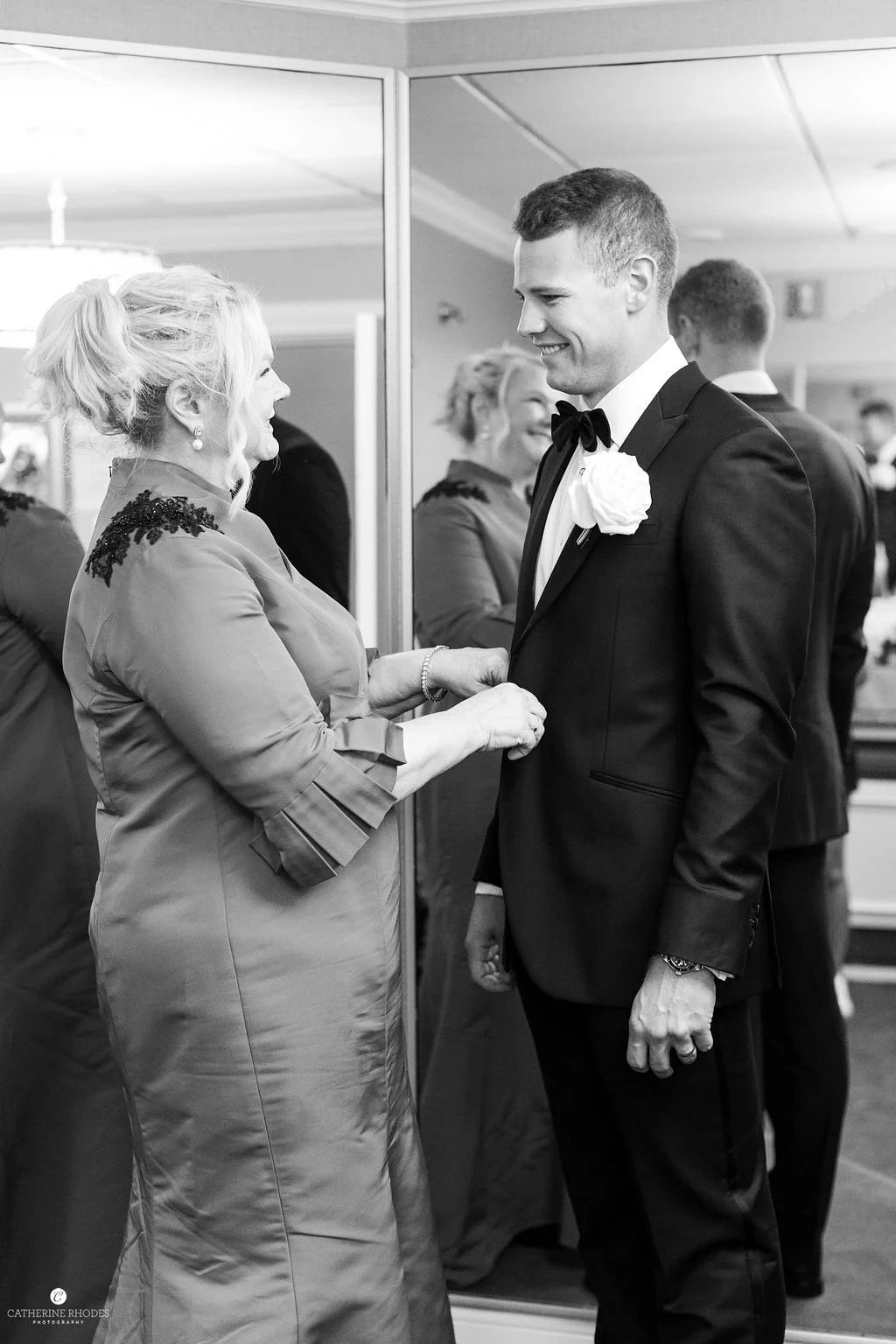 Groom-Mother-Get-Ready-Church-Ceremony-Missouri.jpg