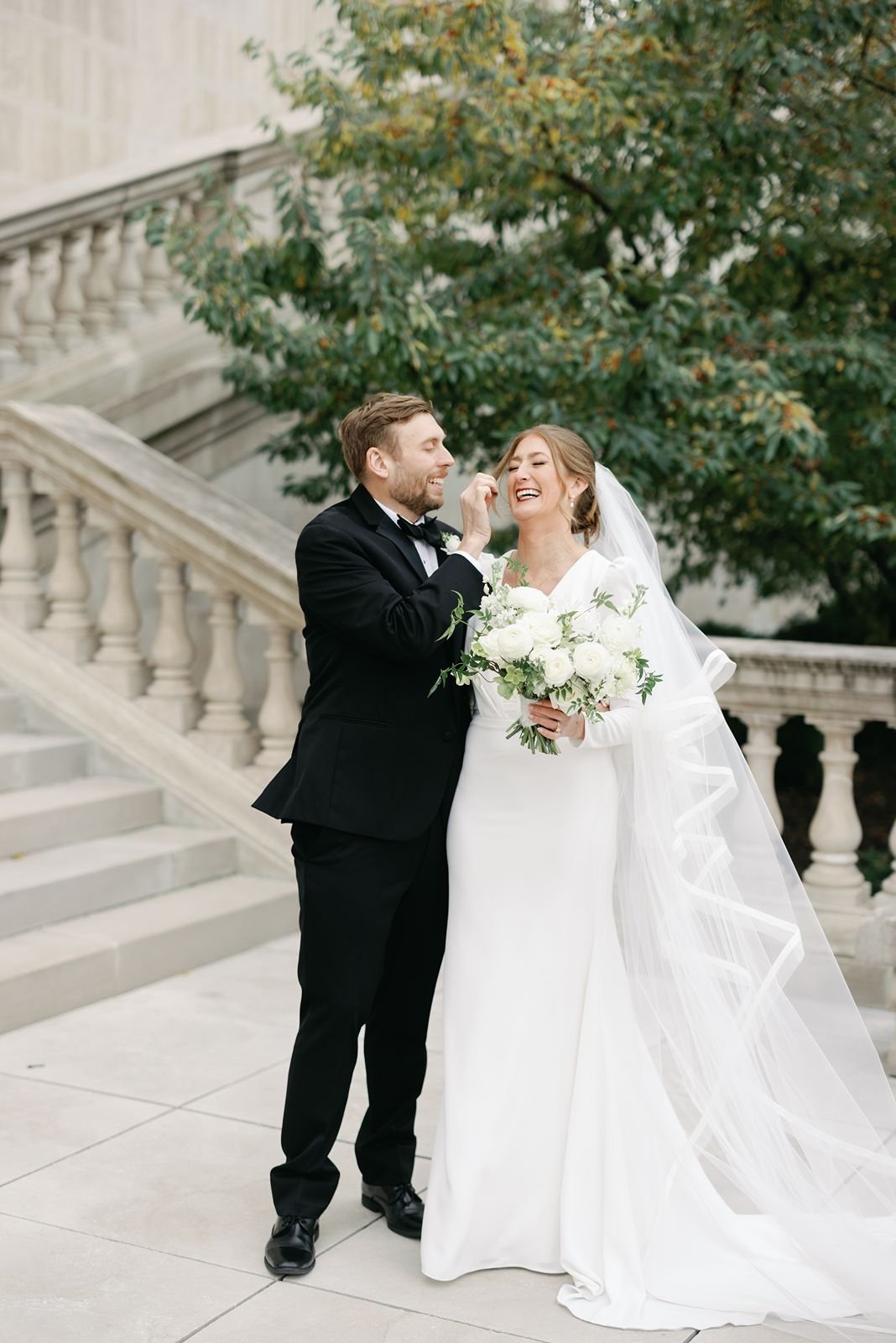 bride-groom-jefferson-city-wedding-02.jpg