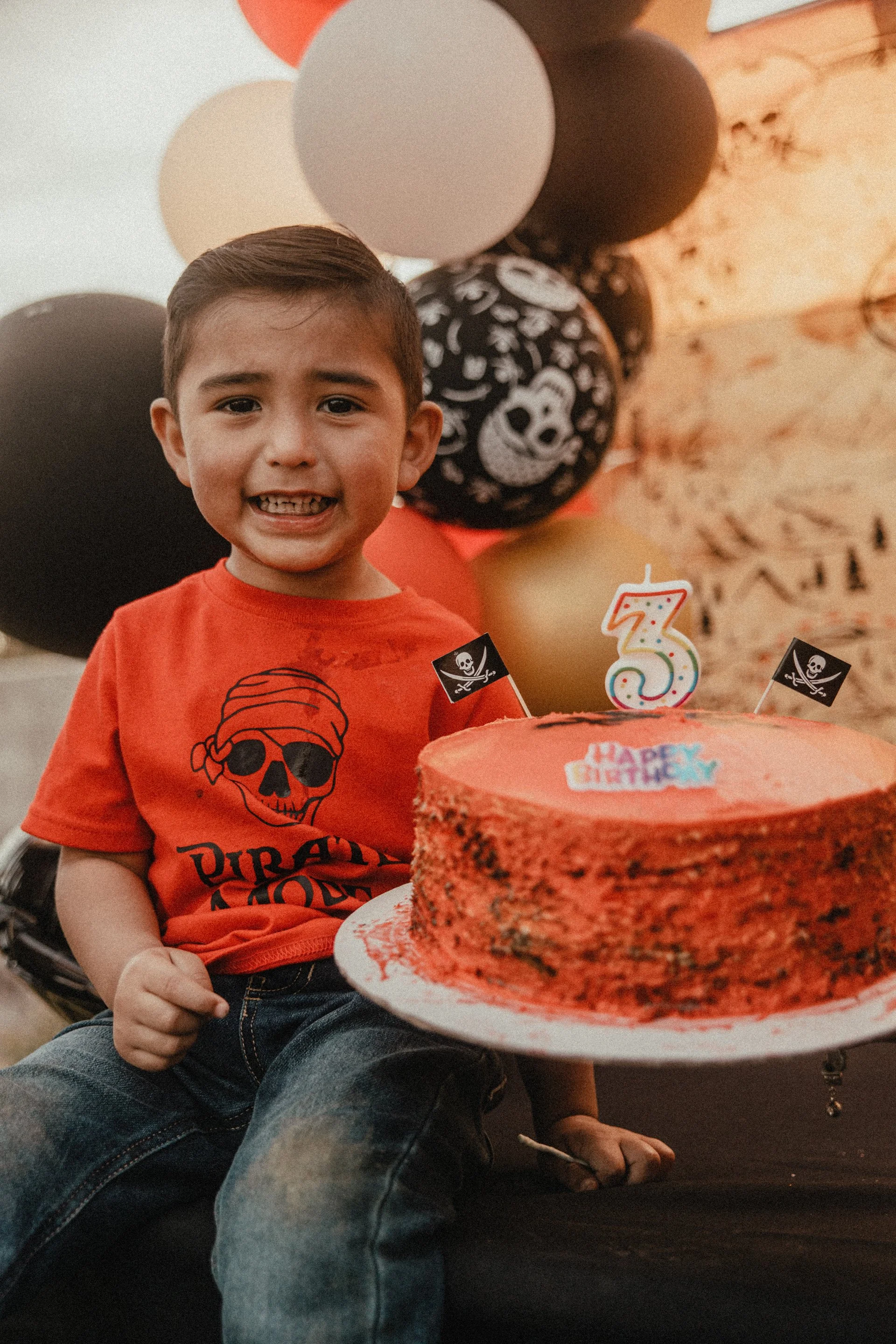 Child celebrating a birthday party at Villa de la Meza private event venue in Yuma, Arizona.