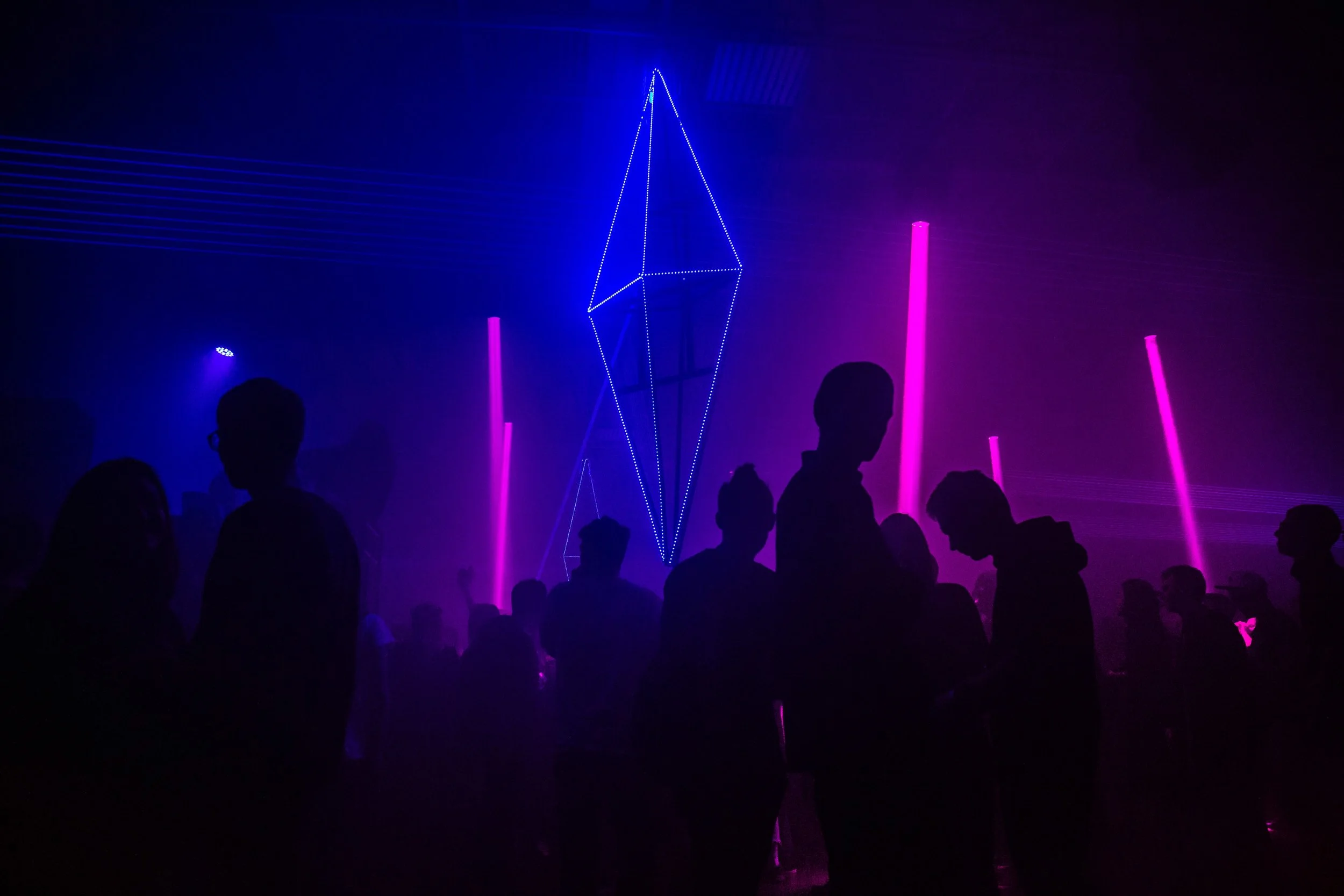 Techno and the Psychology of Digital FOMO