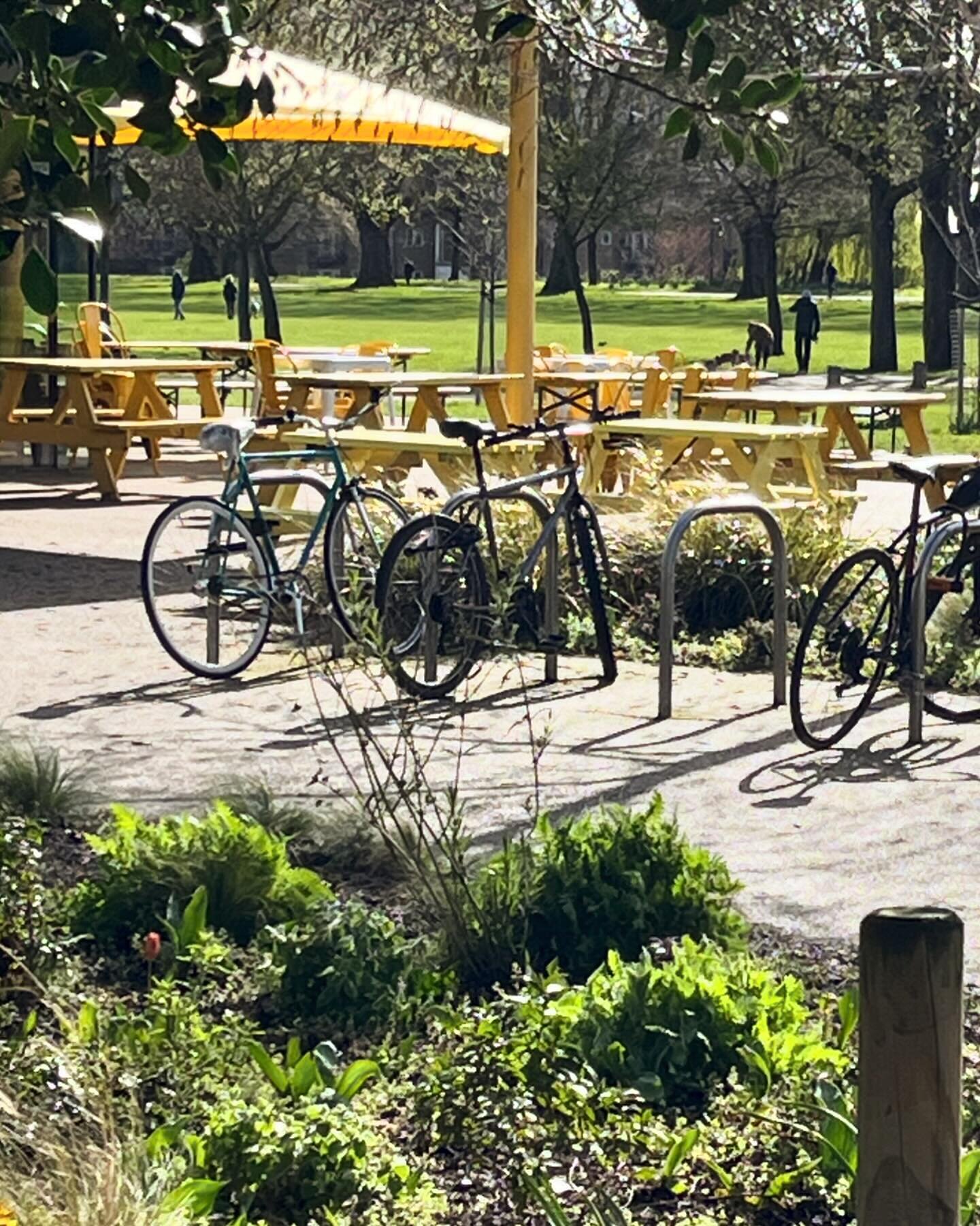 ☀️☀️☀️@thehubvictoriapark

#sunnyday #eastlondon #homemadefood #homemadecake #openeveryday