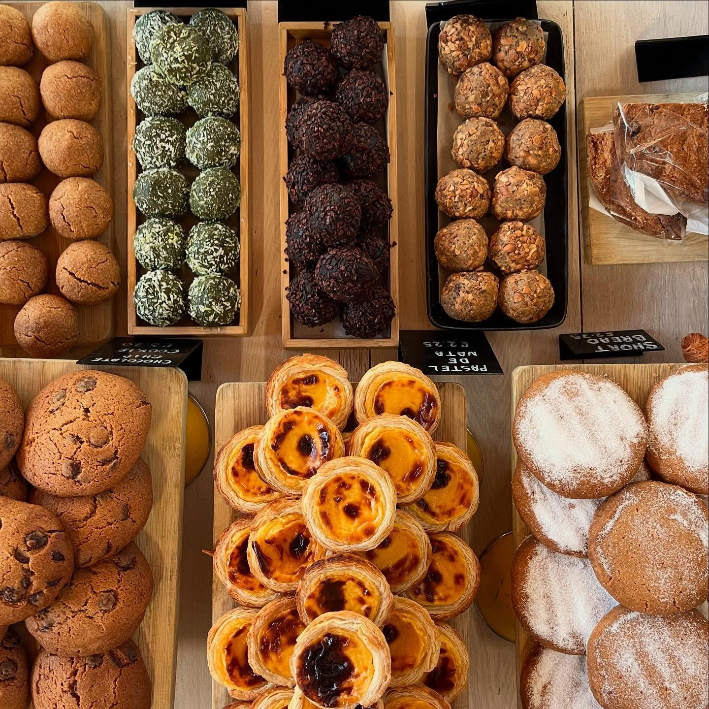 Cakes made from scratch, memories made to last @thehubvictoriapark 

#homemade #cakescakescakes #victoriaparklondon #homemadecakesarethebest #eastlondon #eastlondonlife