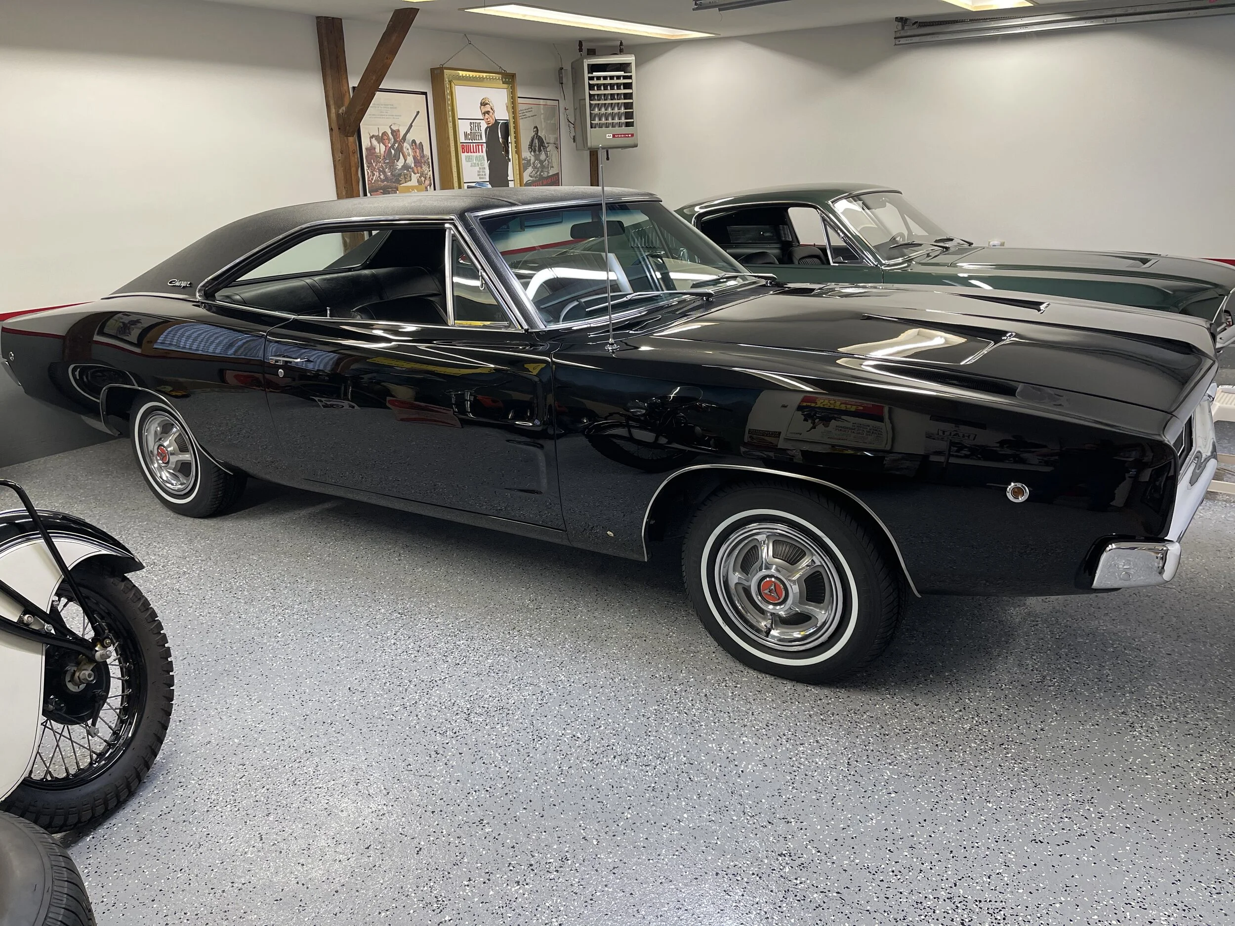 Another shot of the Charger with the movie correct wheels.