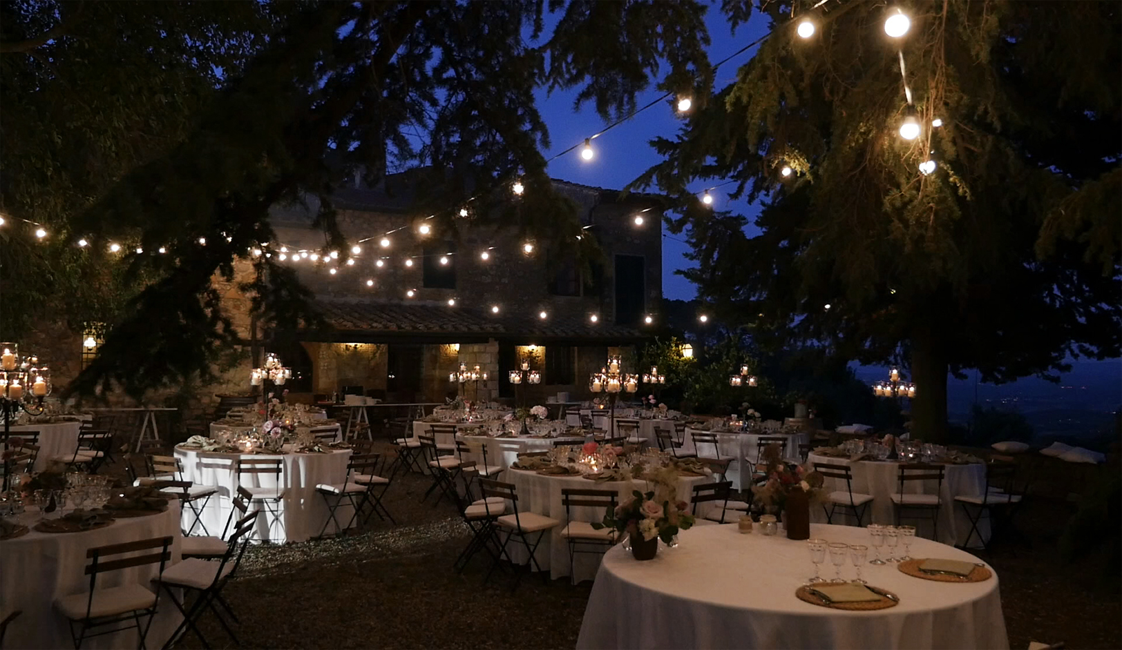 wedding-in-tuscany-dinner-fattoria-of-larniano.jpg