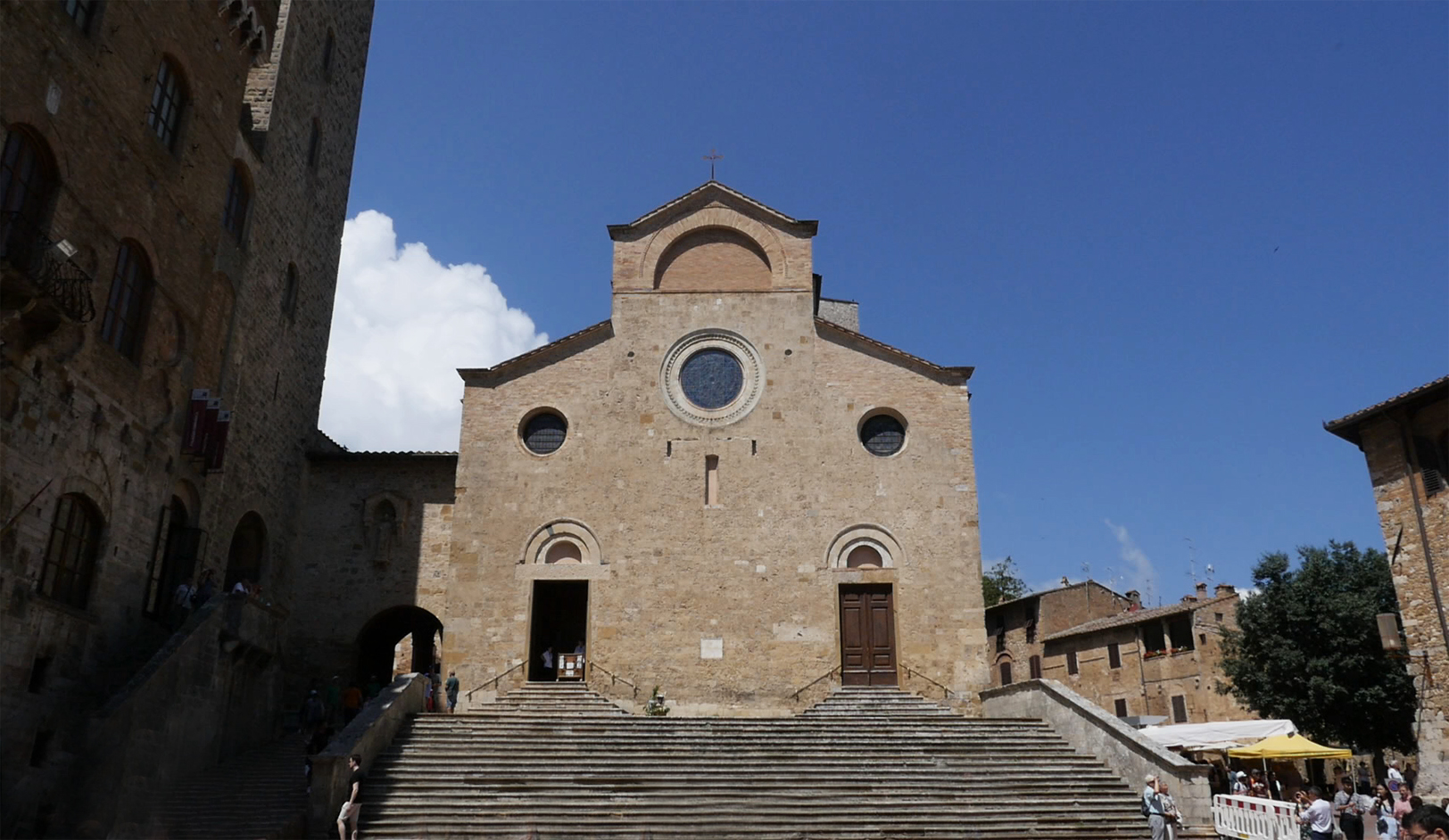 wedding-duomo-san-gimignano-tuscany.jpg