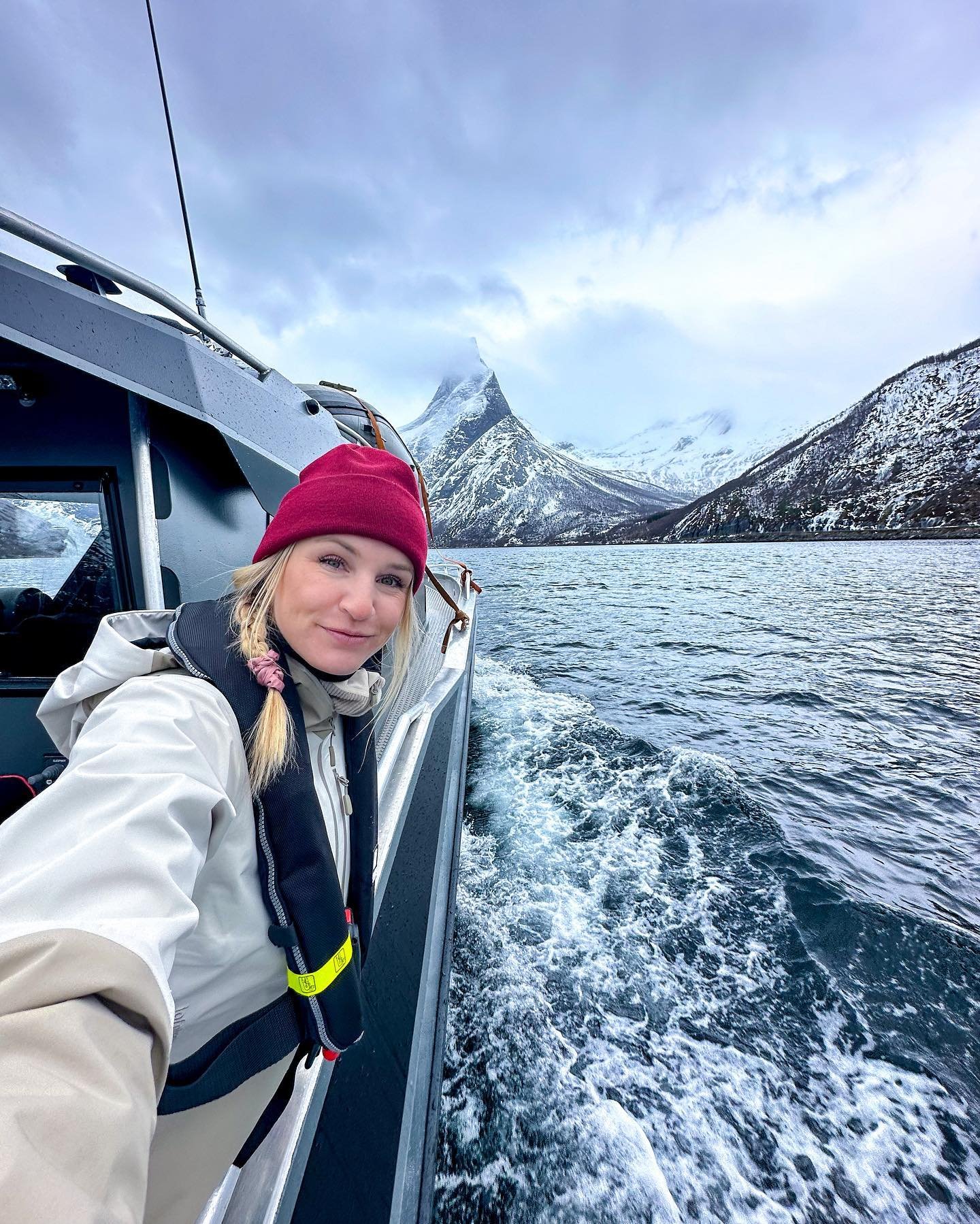 Norway so far in selfies 🇳🇴 🛥️ 🏔️ 🌊 @norrona @norronaadventure #northnorway #welcometonature #lofoten