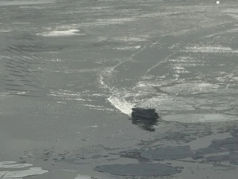 The moment the Hudson froze