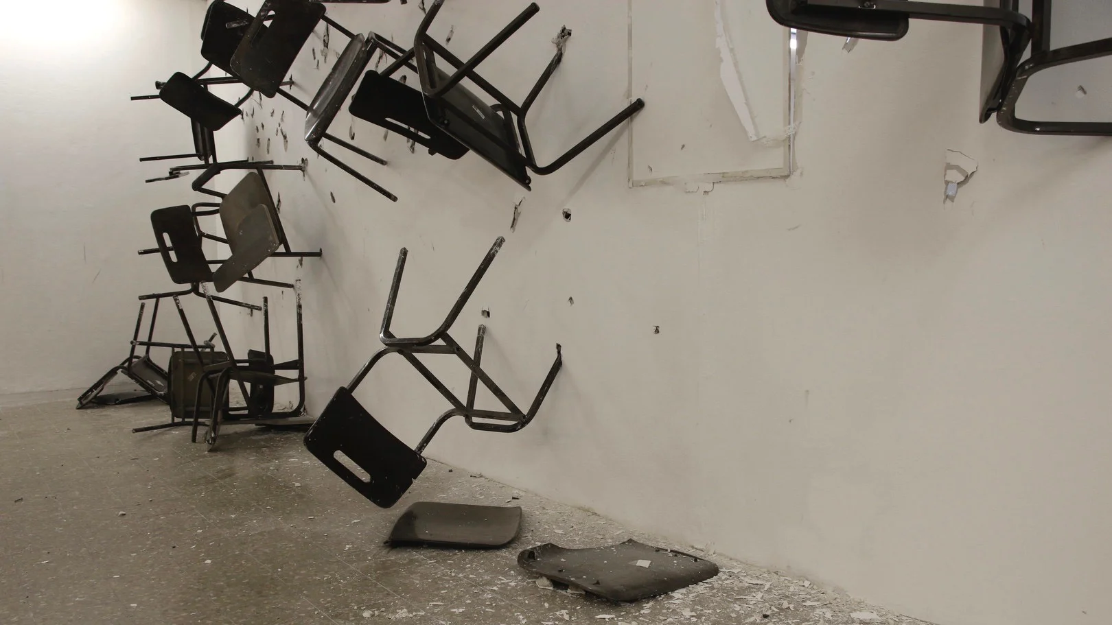 CHAIRS 16 BY 9 .jpeg