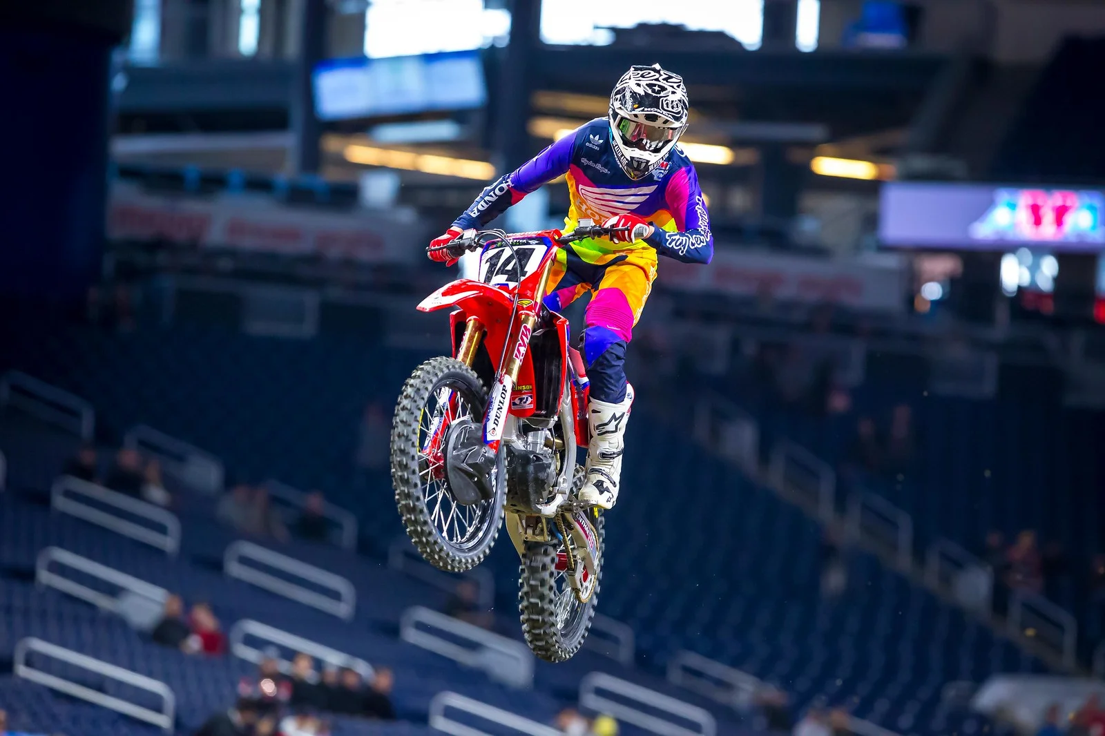 Seely_RS_SX19_Detroit_007-X3.jpg