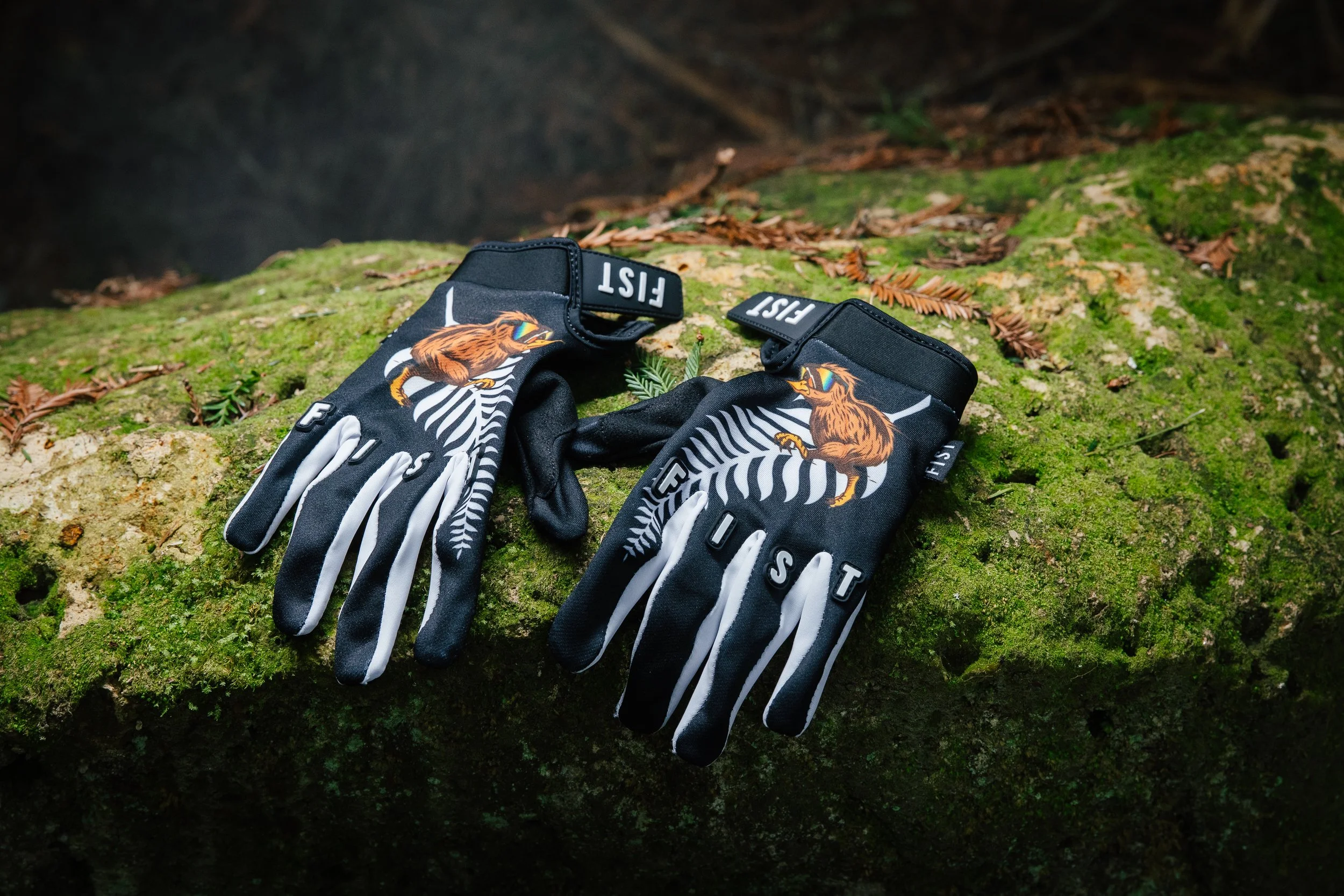 TL_Gloves 0008.jpg