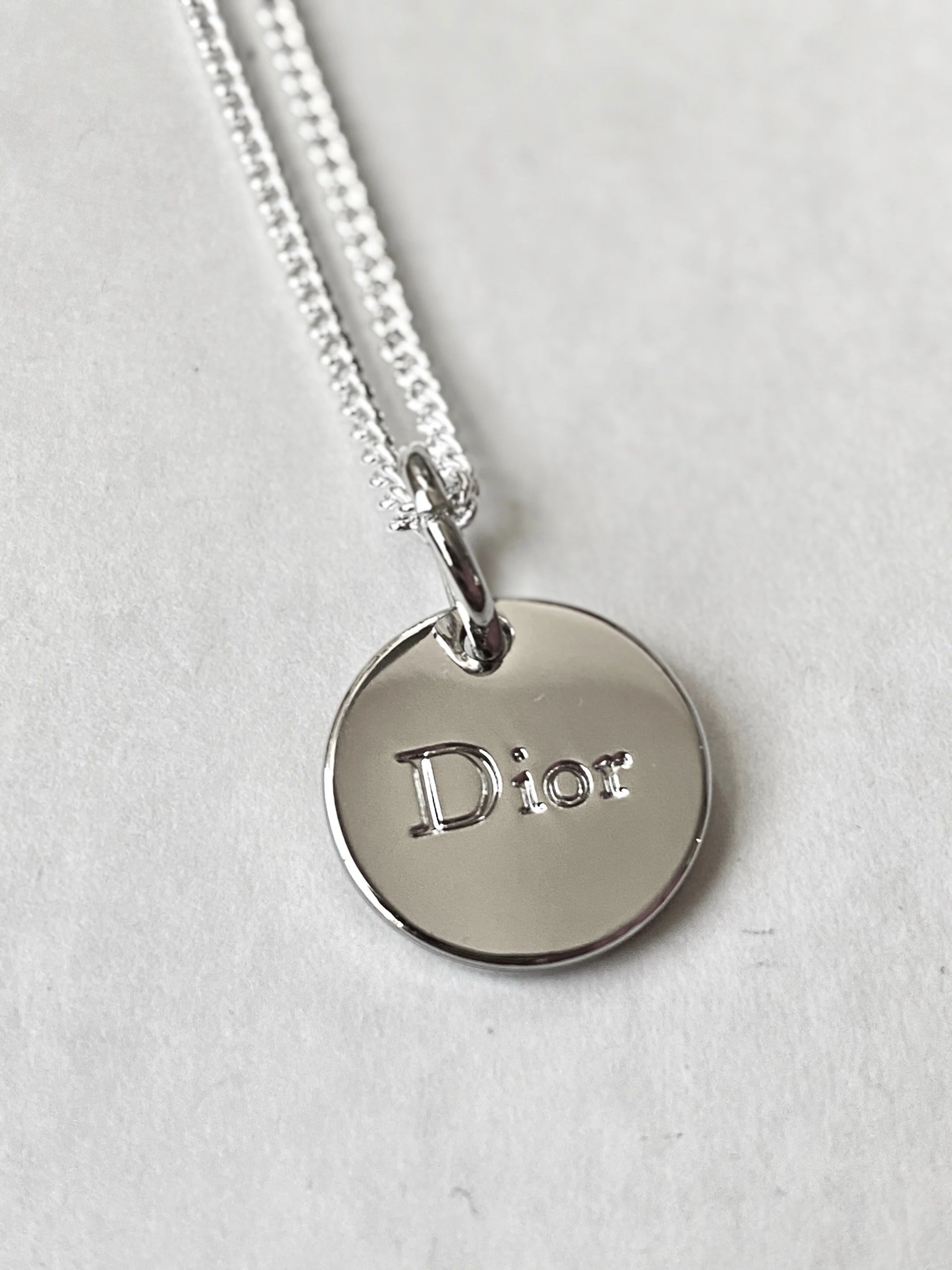 dior circle necklace