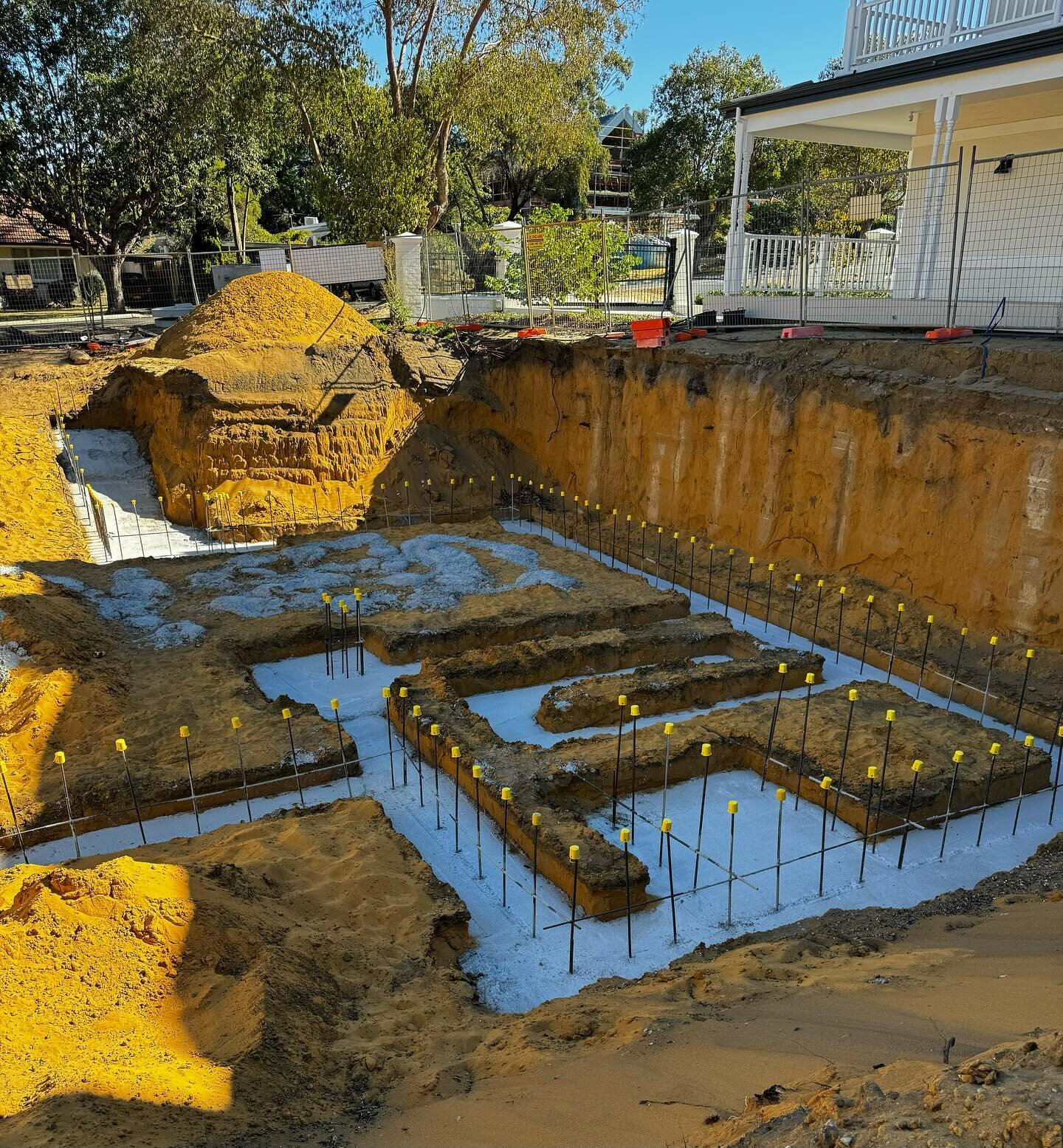 Footings down, ready to lay retaining walls for undercroft garage...
Architect | @superseed_architecture