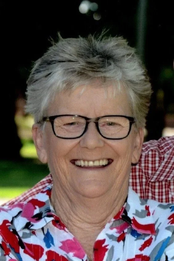 Janice Elaine PICKERING (nee Humphries) 'Jan'