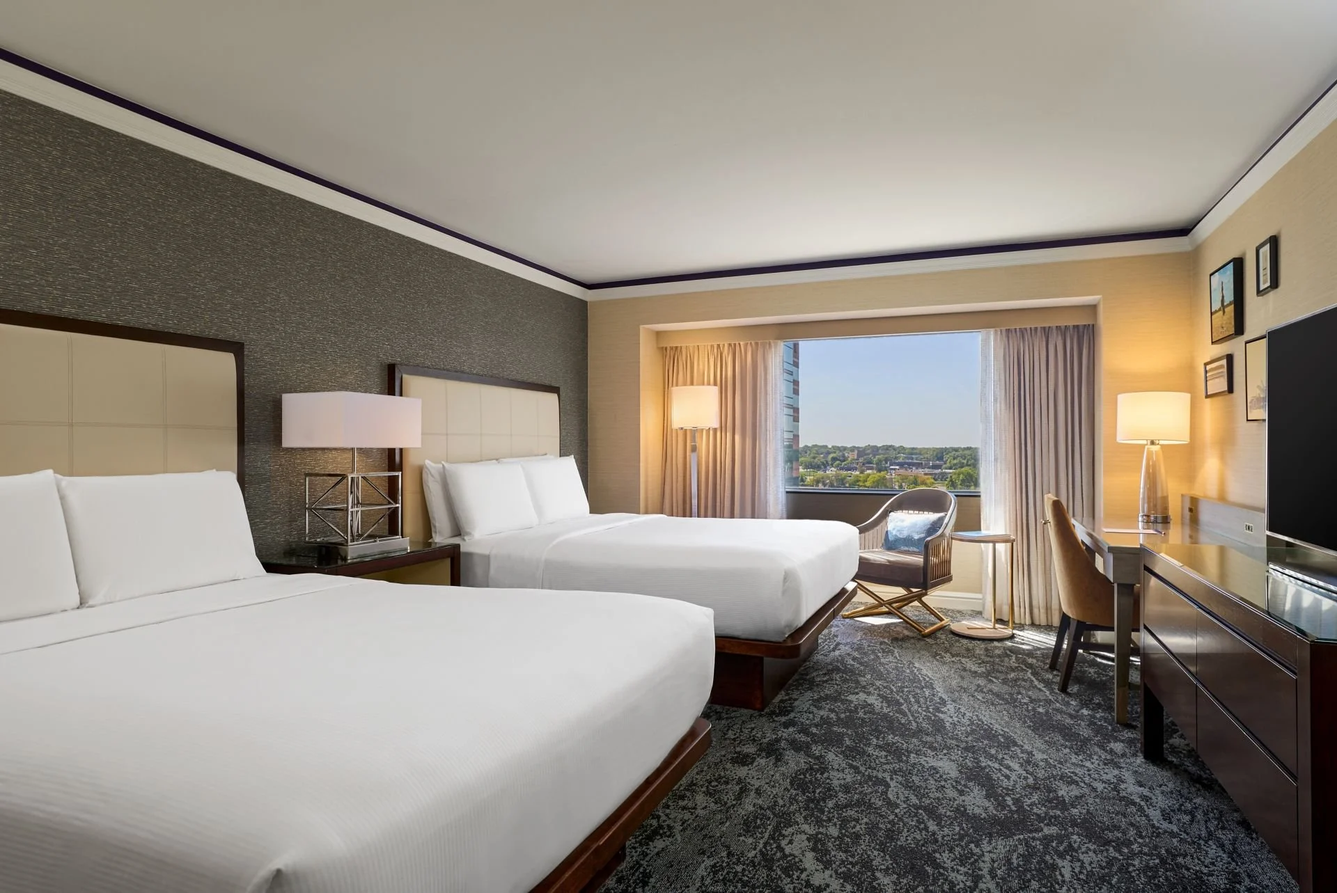 The Henry hotel room