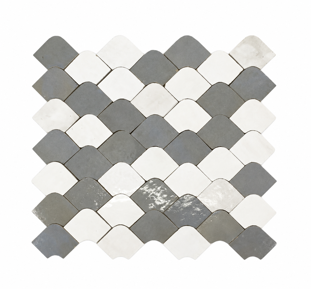 zelora-mosaic-pearl-chalk-blend-14-3-x-13-3-glossy-02-view.png