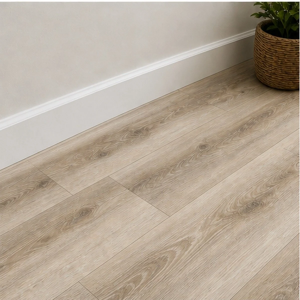 everleigh-05-baseboard-detail.jpg