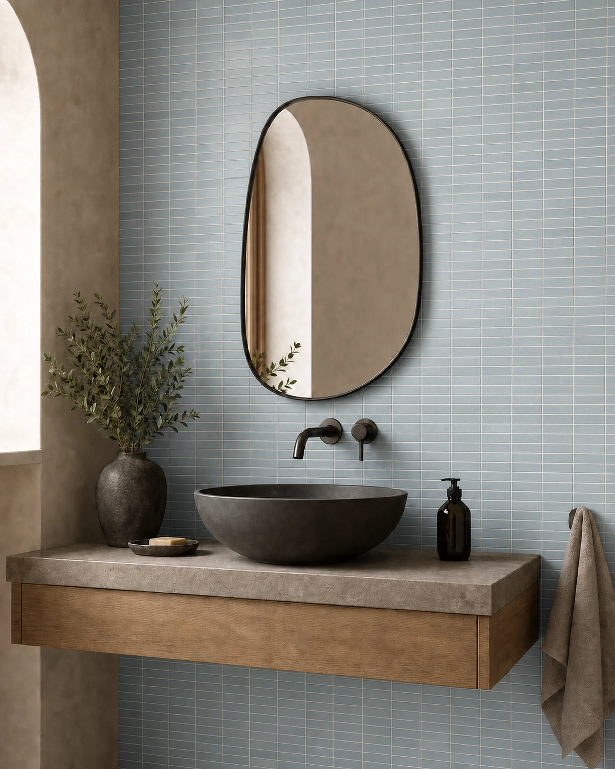 natasia-blue-grass-lifestyle-2-scale-v2-hires-v4.jpg