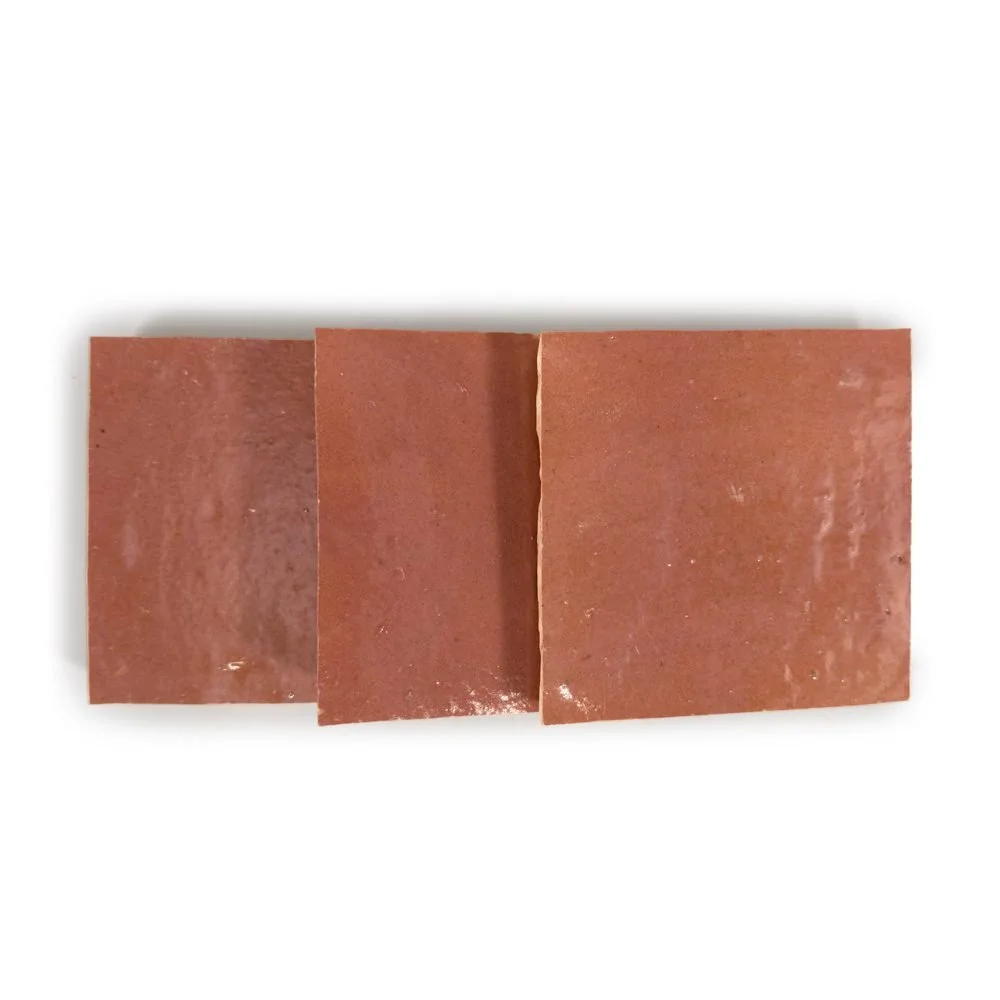 zelora-regular-clay-ember-4-x-4-user-original-02-20261021.jpg