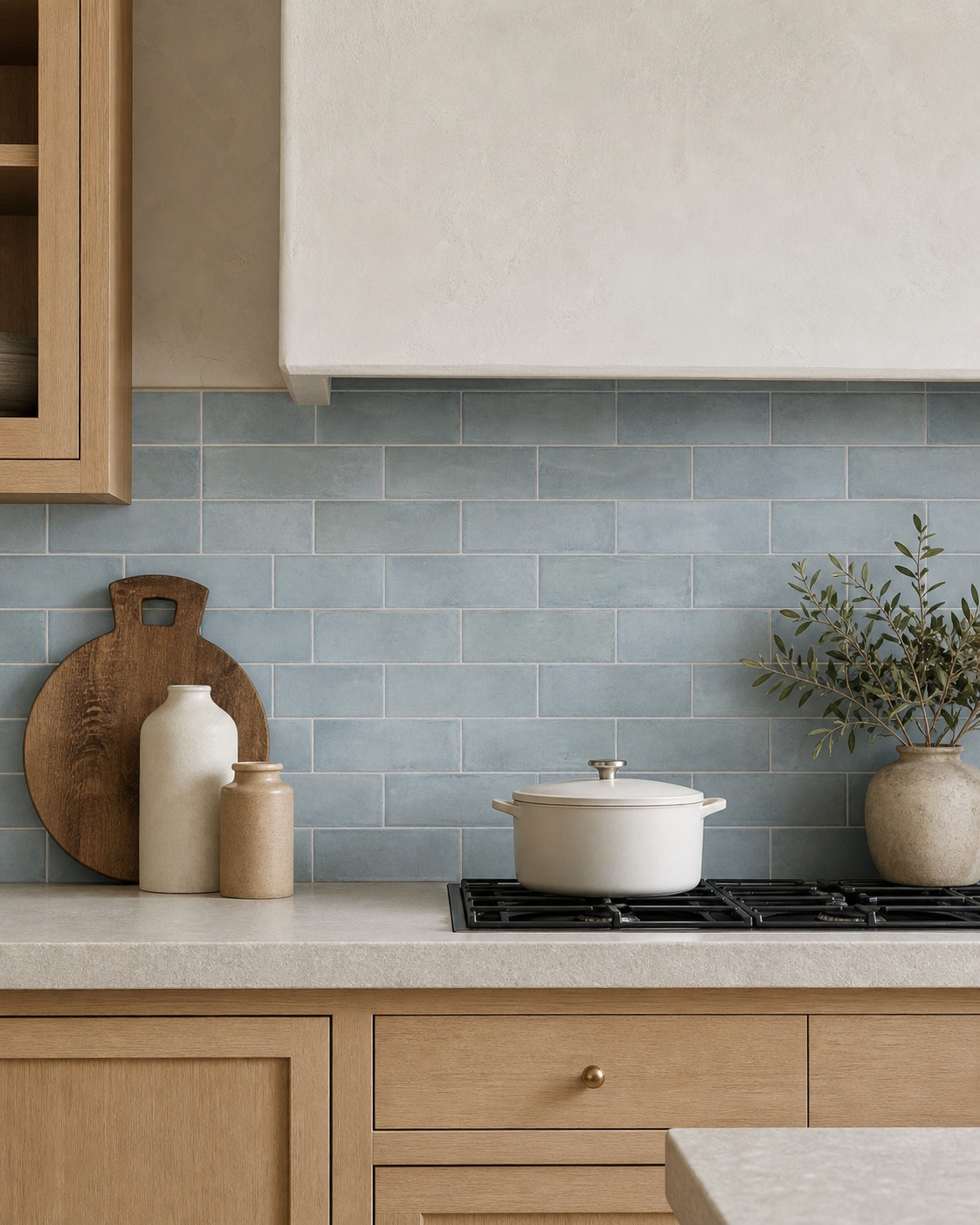 natasia-blue-grass-lifestyle-1.png