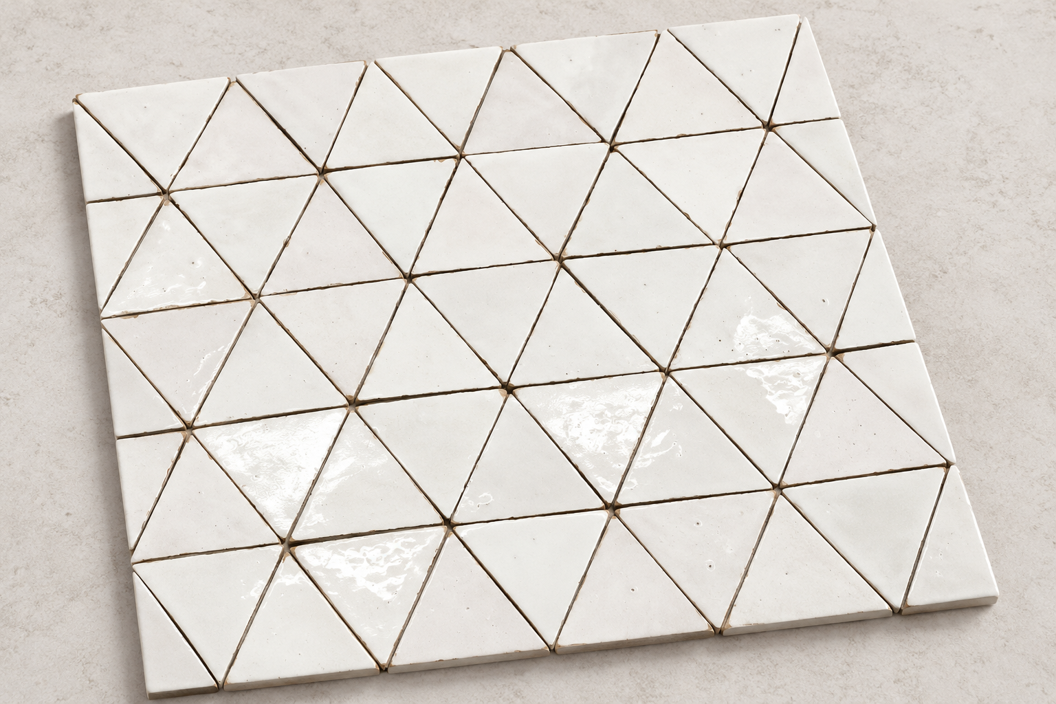 zelora-mosaic-chalk-courtyard-11-33-x-11-75-glossy-03-view.png