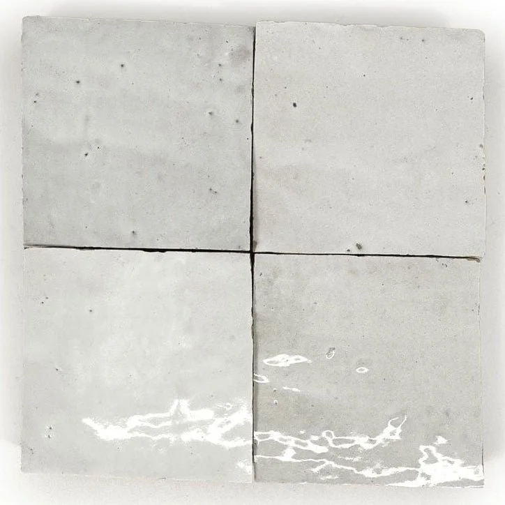 zelora-regular-chalk-courtyard-4-x-4-glossy-01-original.jpg