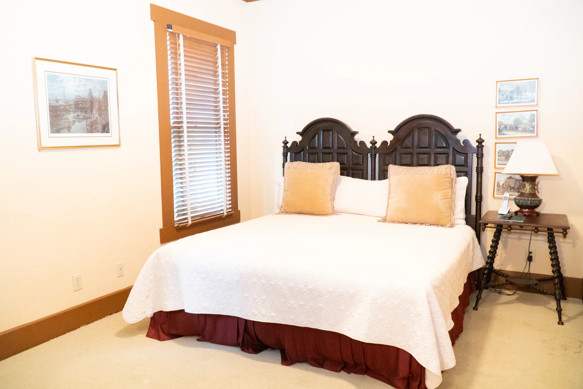 Scotland Yard Condos — Old Waverly