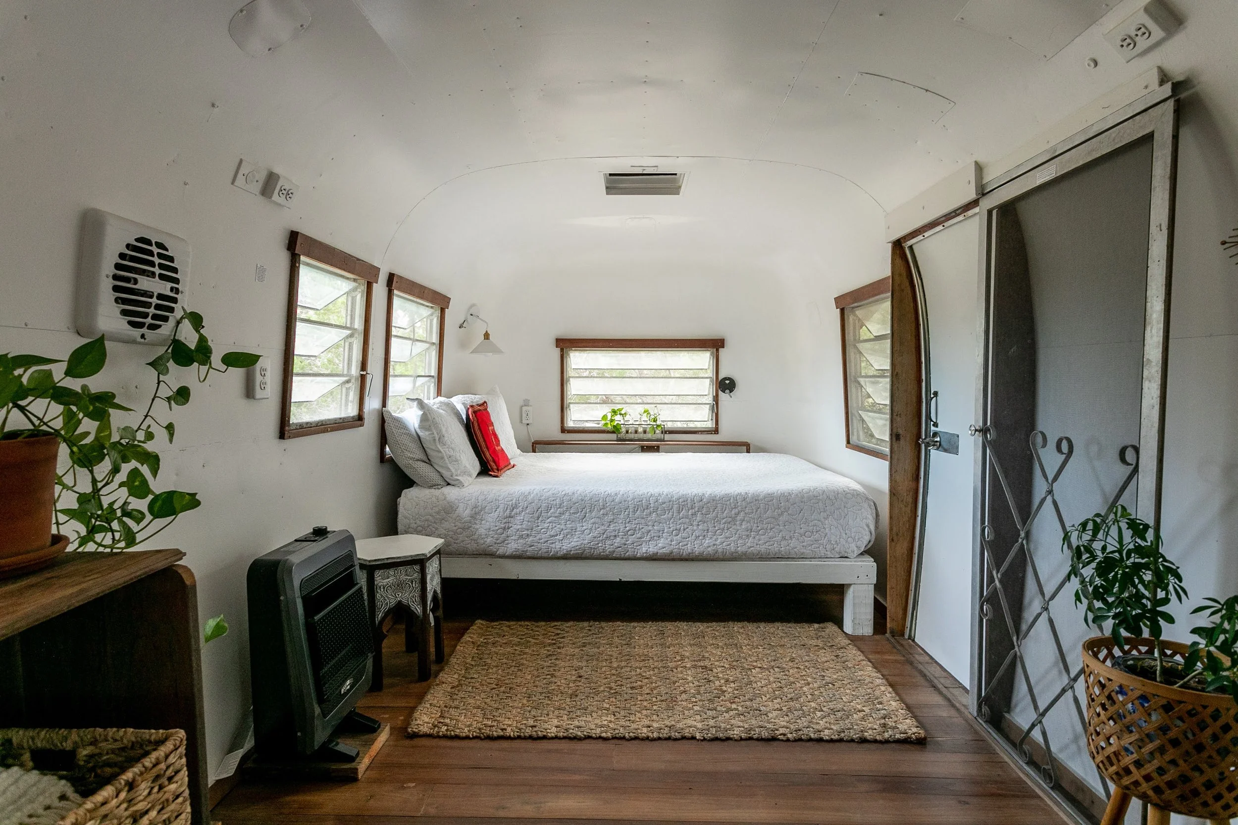 Blanco Airstream-3.jpg
