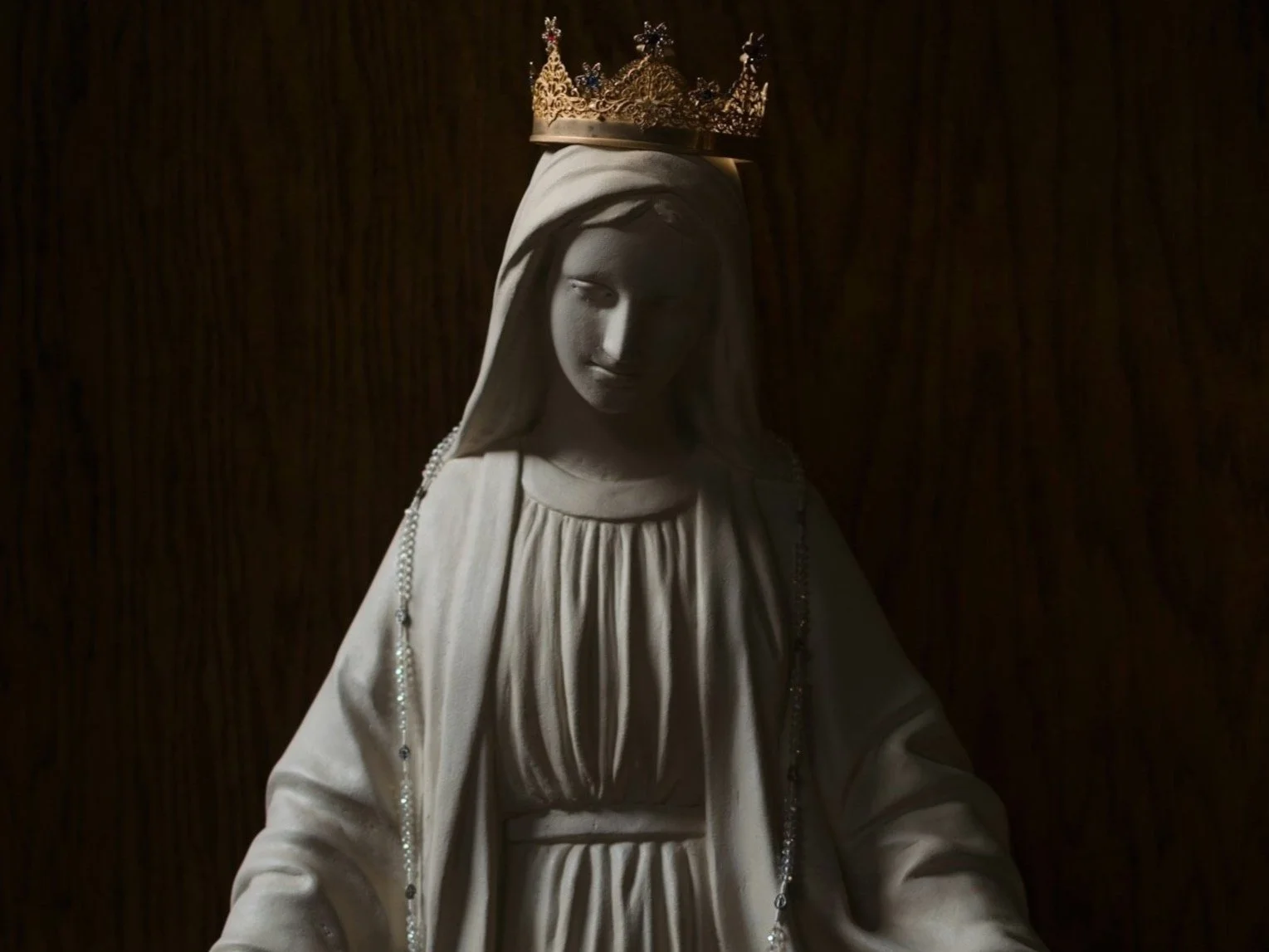 The Virgin Mary as a Beauty Icon