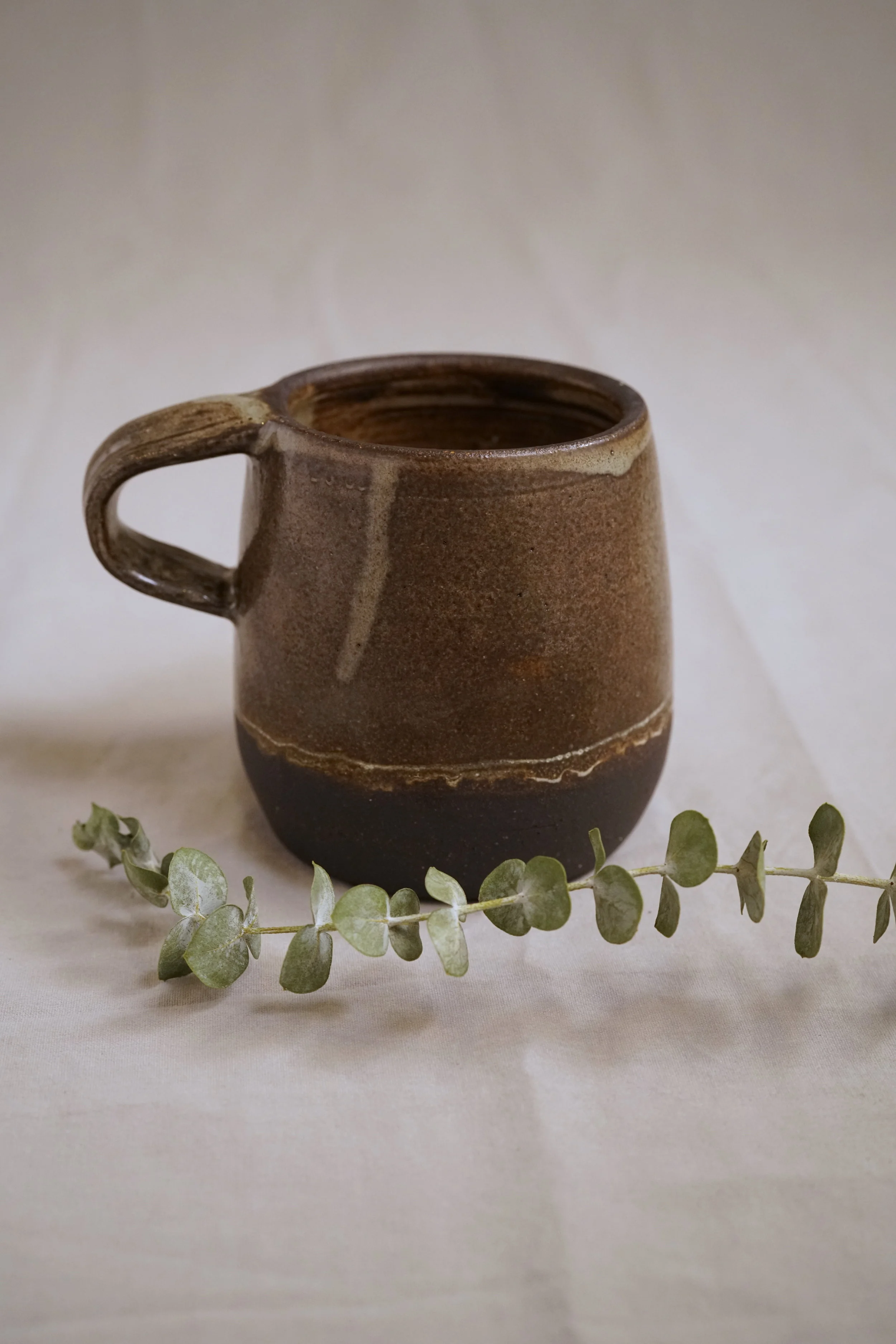 Dewdrop Mug in Umber