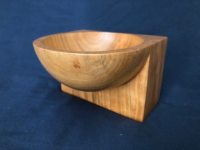  Tom Chester turner emerging cherry bowl - no carving. 