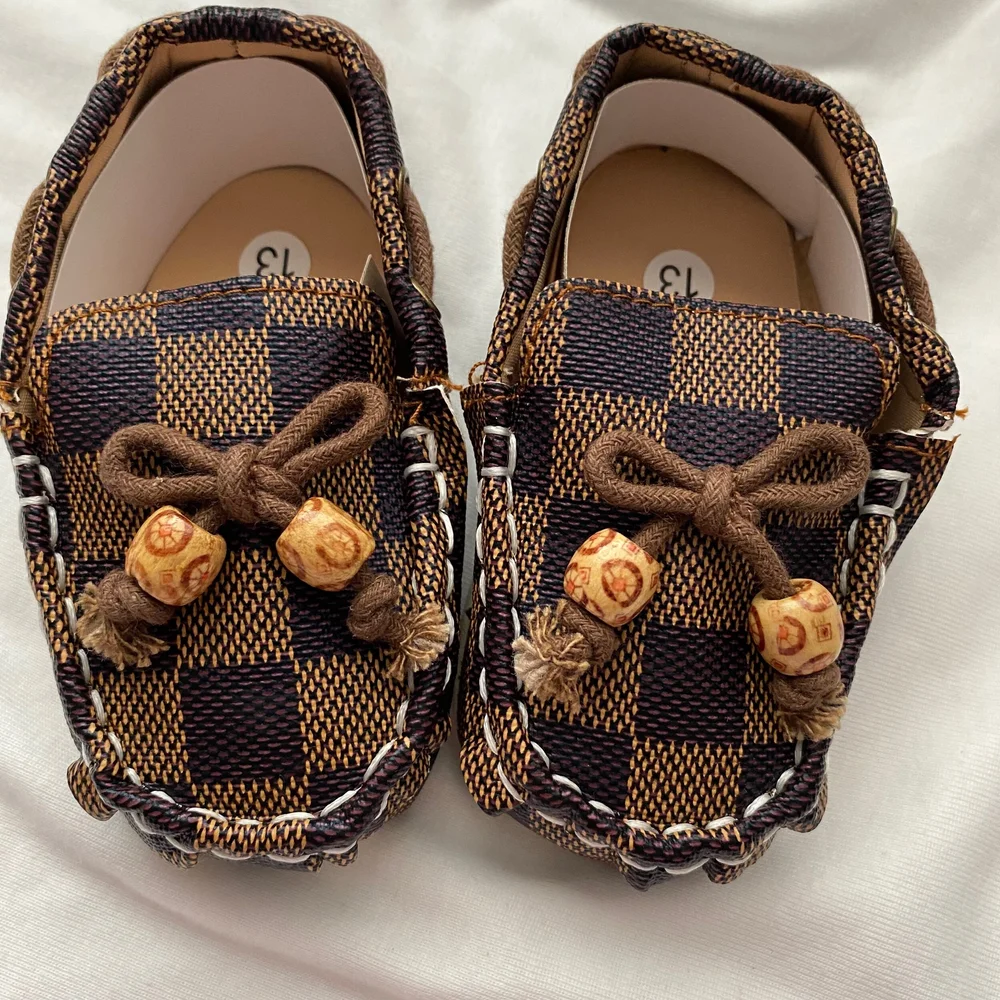 BROWN CHECKERED BABY LOAFERS — bossy kidz