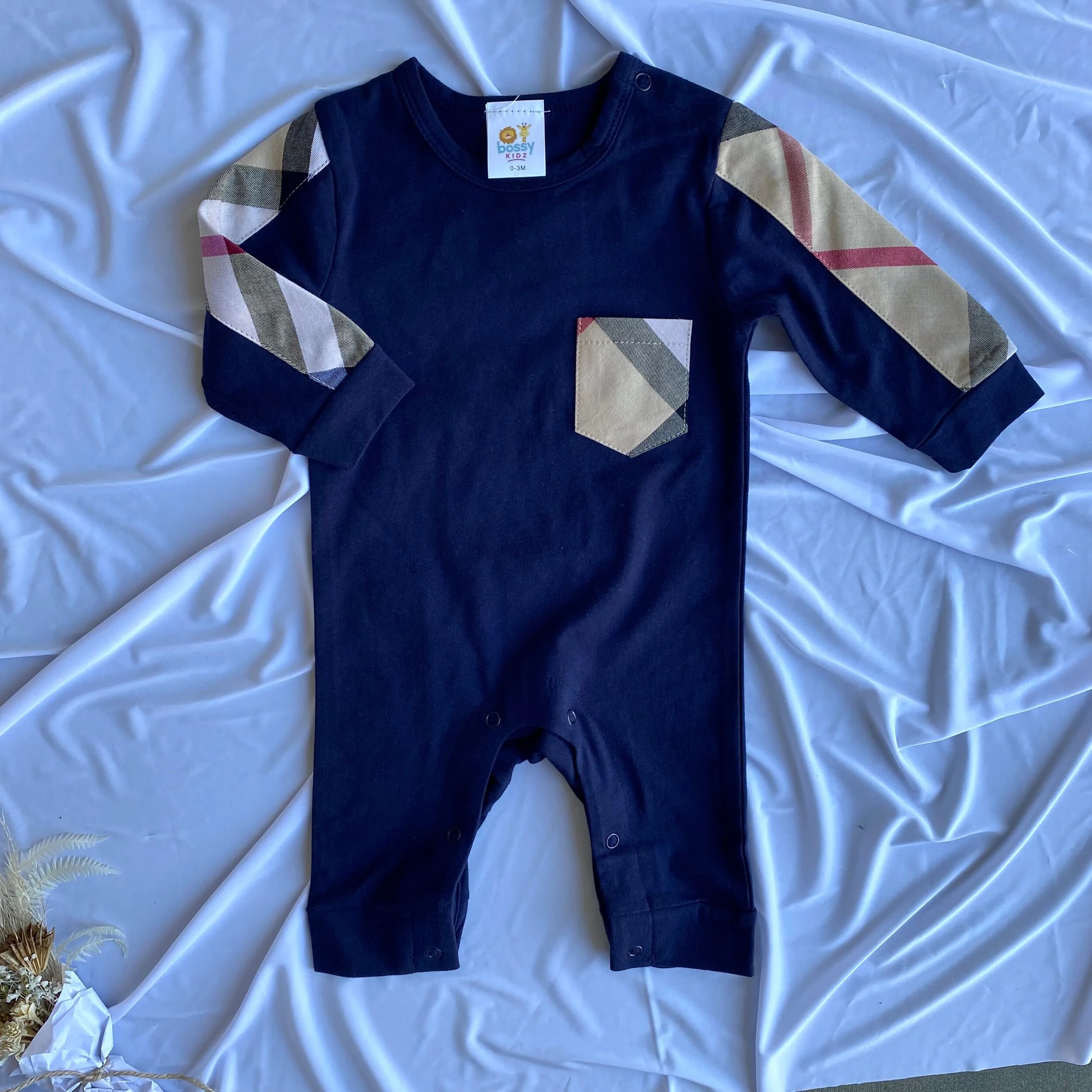 1EB8EF14-A363-4EB8-B5EA-91C69B40A9D8