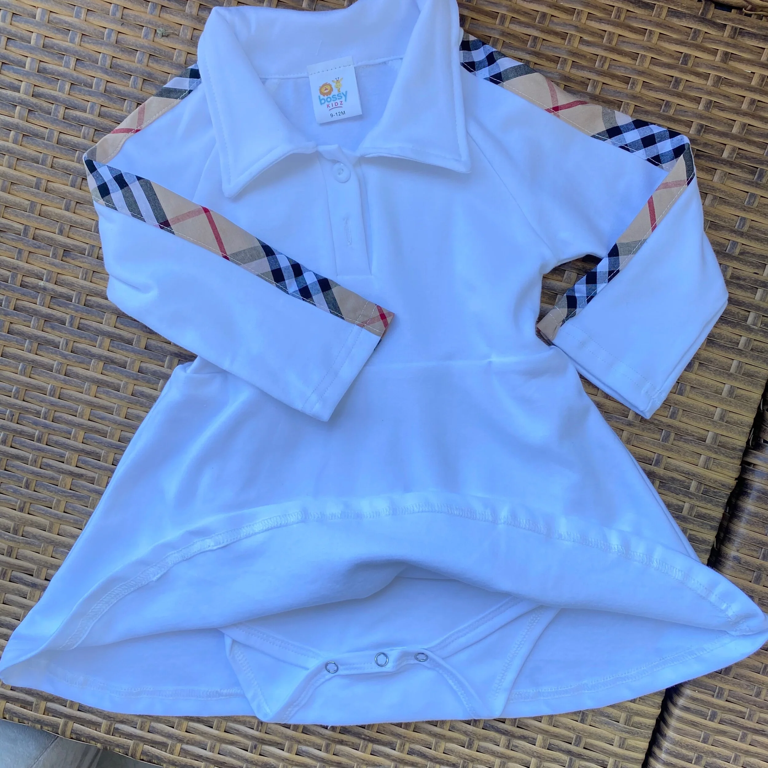 39F210D1-3BF6-4C17-B71A-BBFF7D6FAF2C