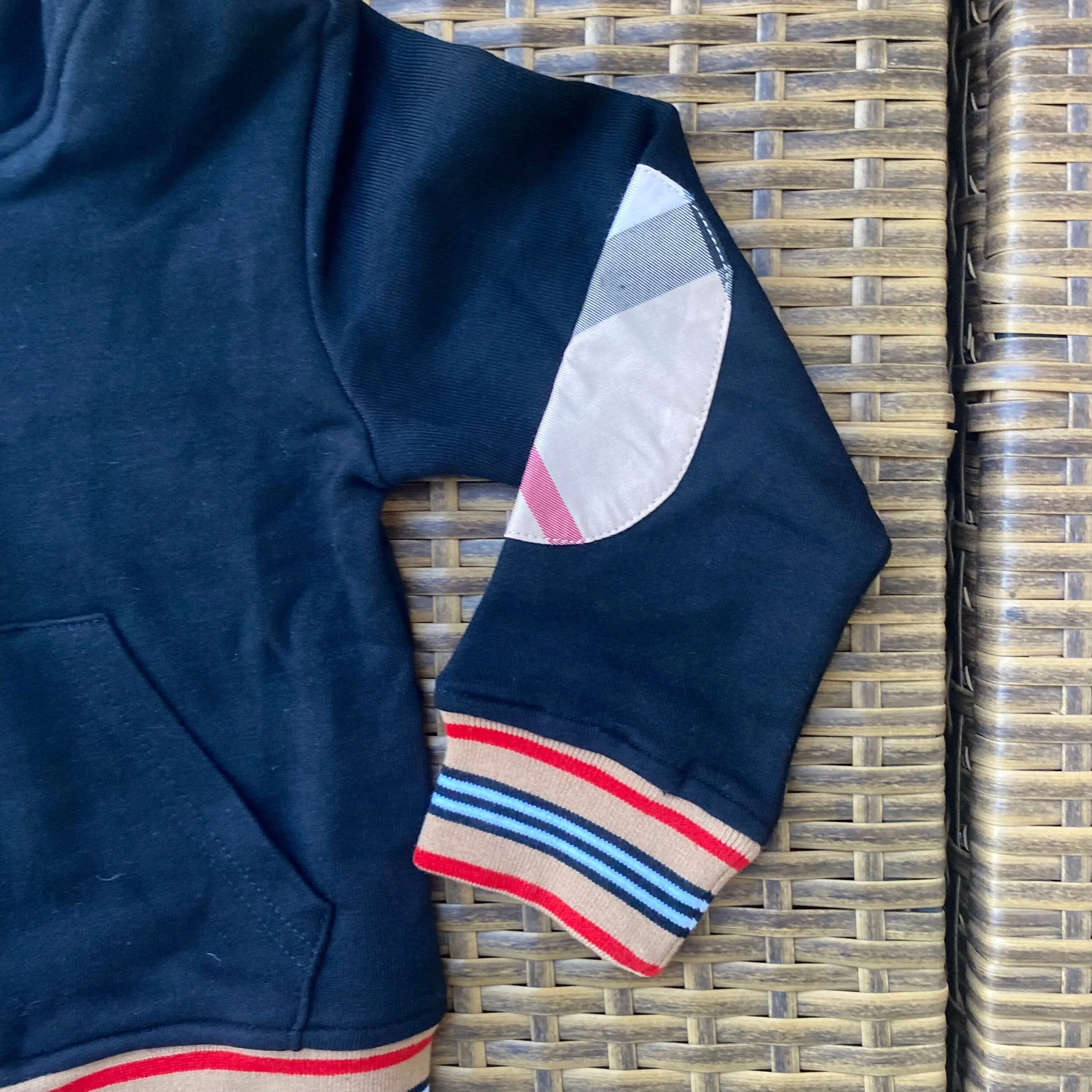 455238AA-E616-46CE-8D07-585781D0D274