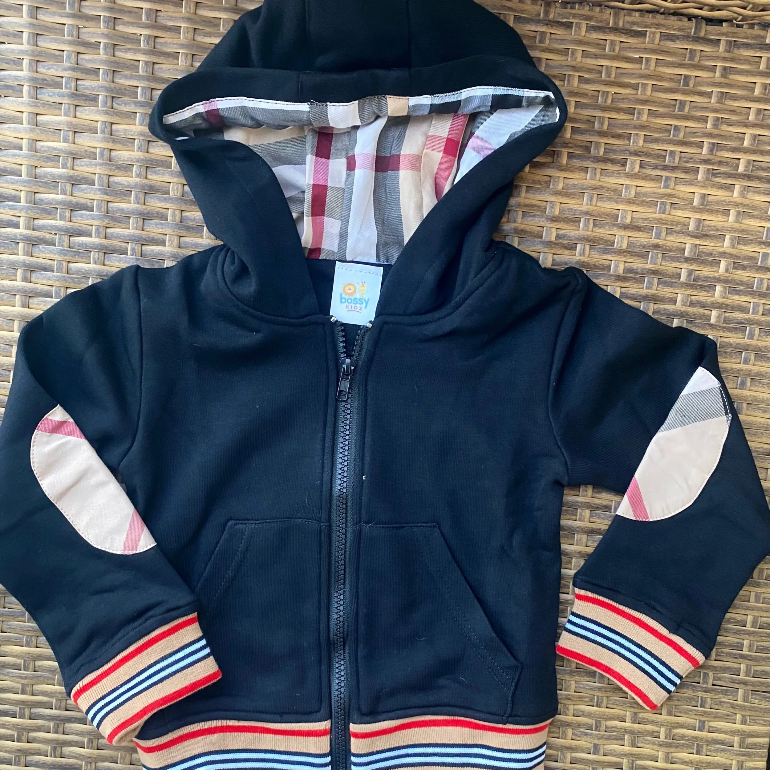 0237F44A-D4A4-4C6C-AEFD-CB042BA21B44