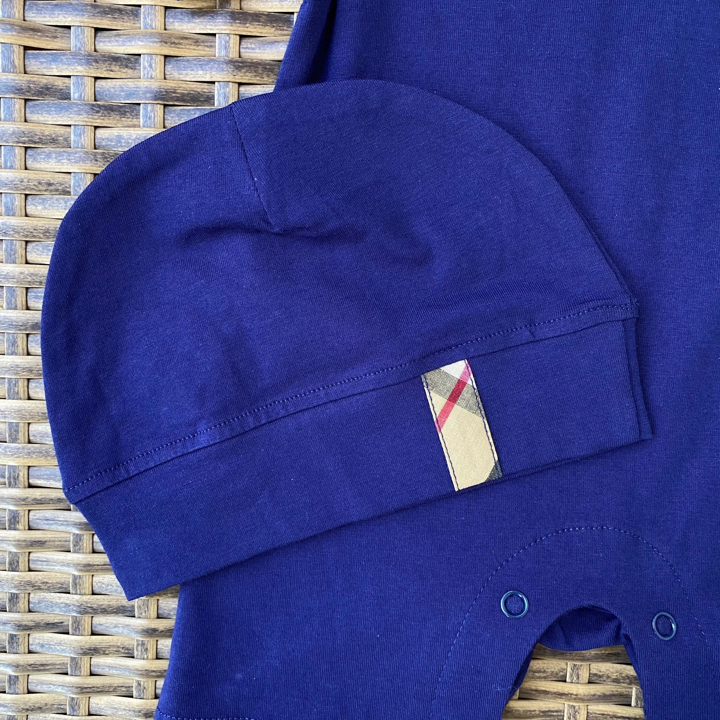 25A133A8-2E46-48F9-8BA1-8D7A7FAA58BF