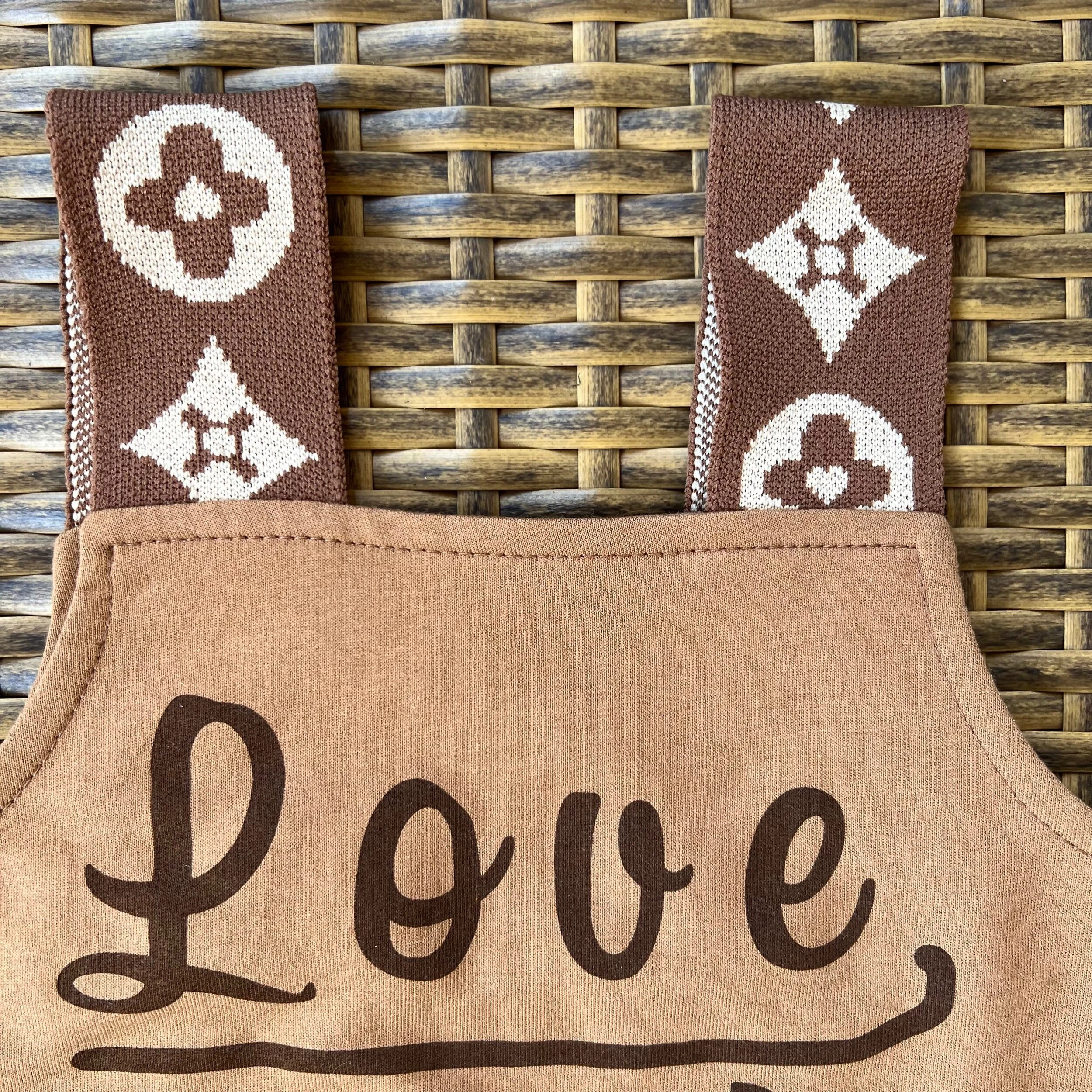 0452C6BF-0156-483D-A22A-BA8B5AD0C1D4