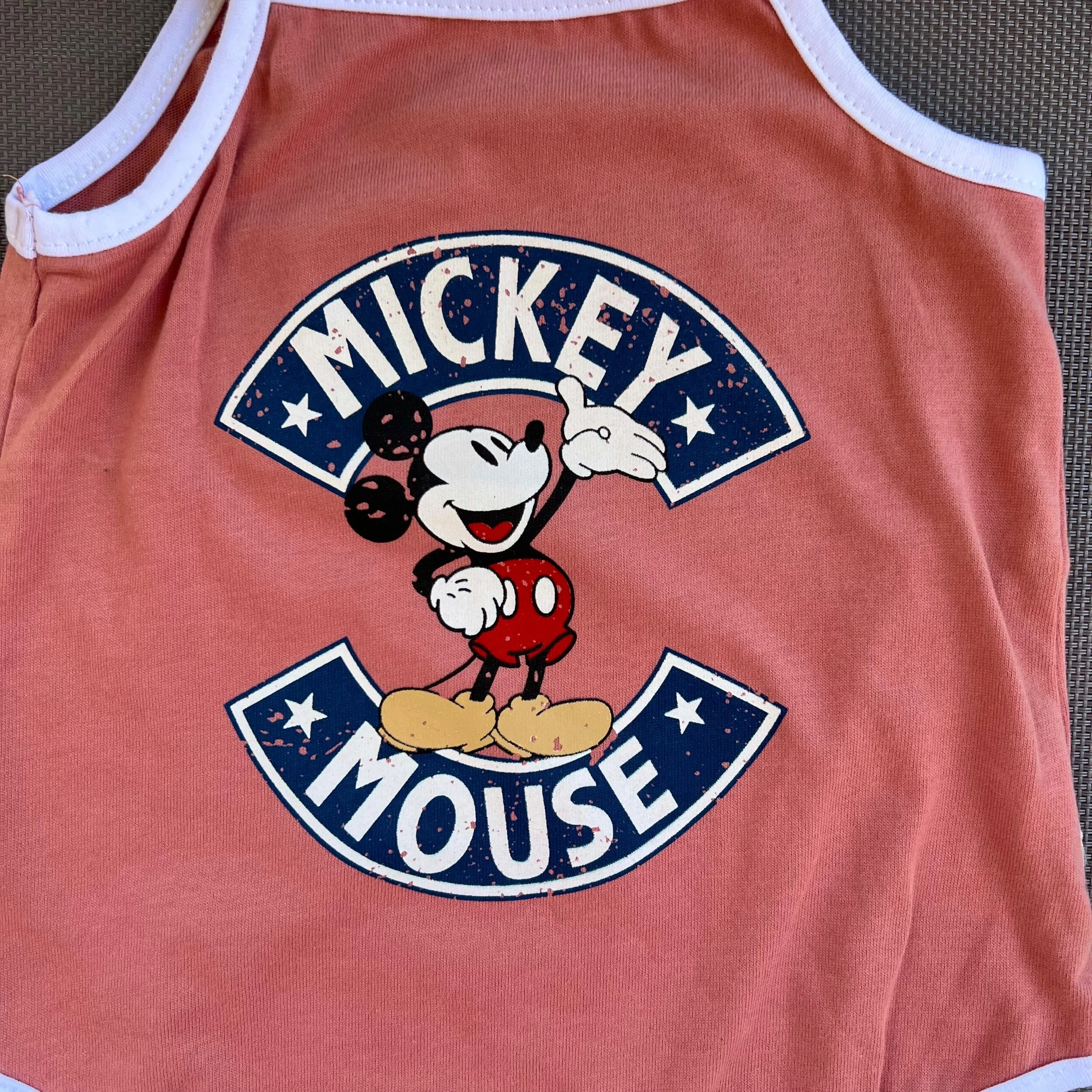 F3992972-7CE5-4035-A759-32CB16399840