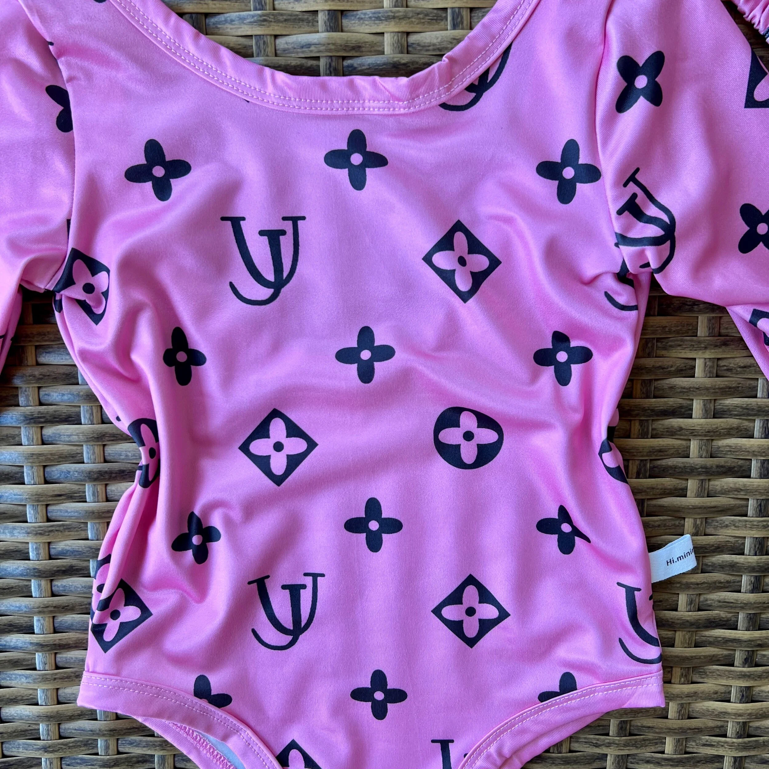 9FA2B16D-5D08-4279-AAF1-2242EE4BB4BE