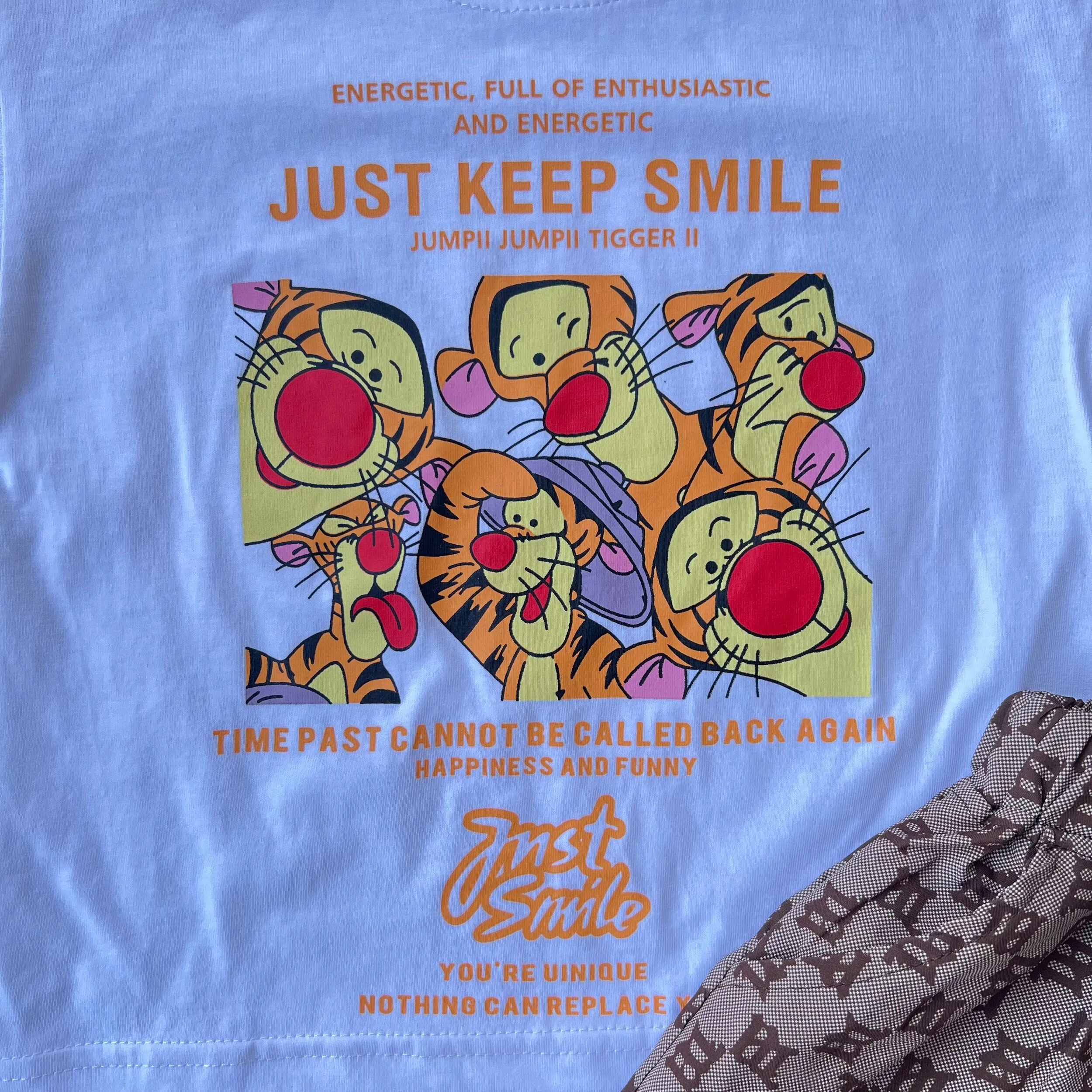 C7C79593-8081-427F-87DE-1DD6881E89D8