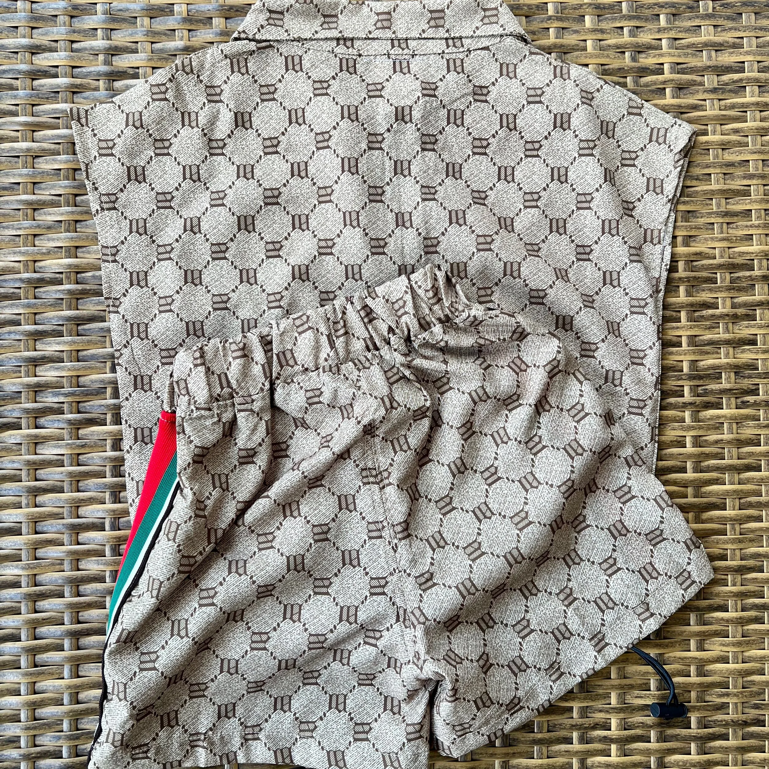 C8389E12-94FF-4F37-AF14-45BA1AF0CB08