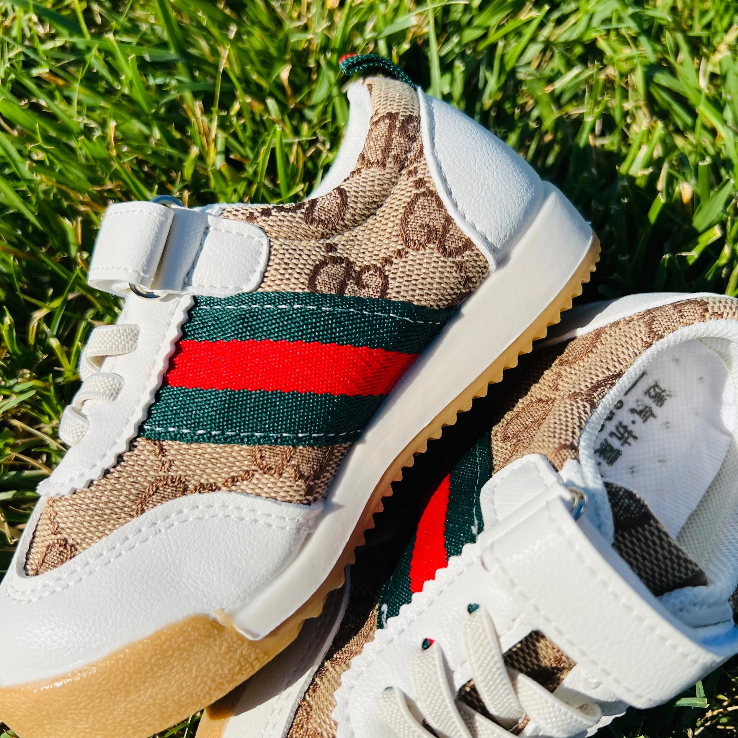 FD43C867-0D76-4C74-8E12-971C2B2332D0