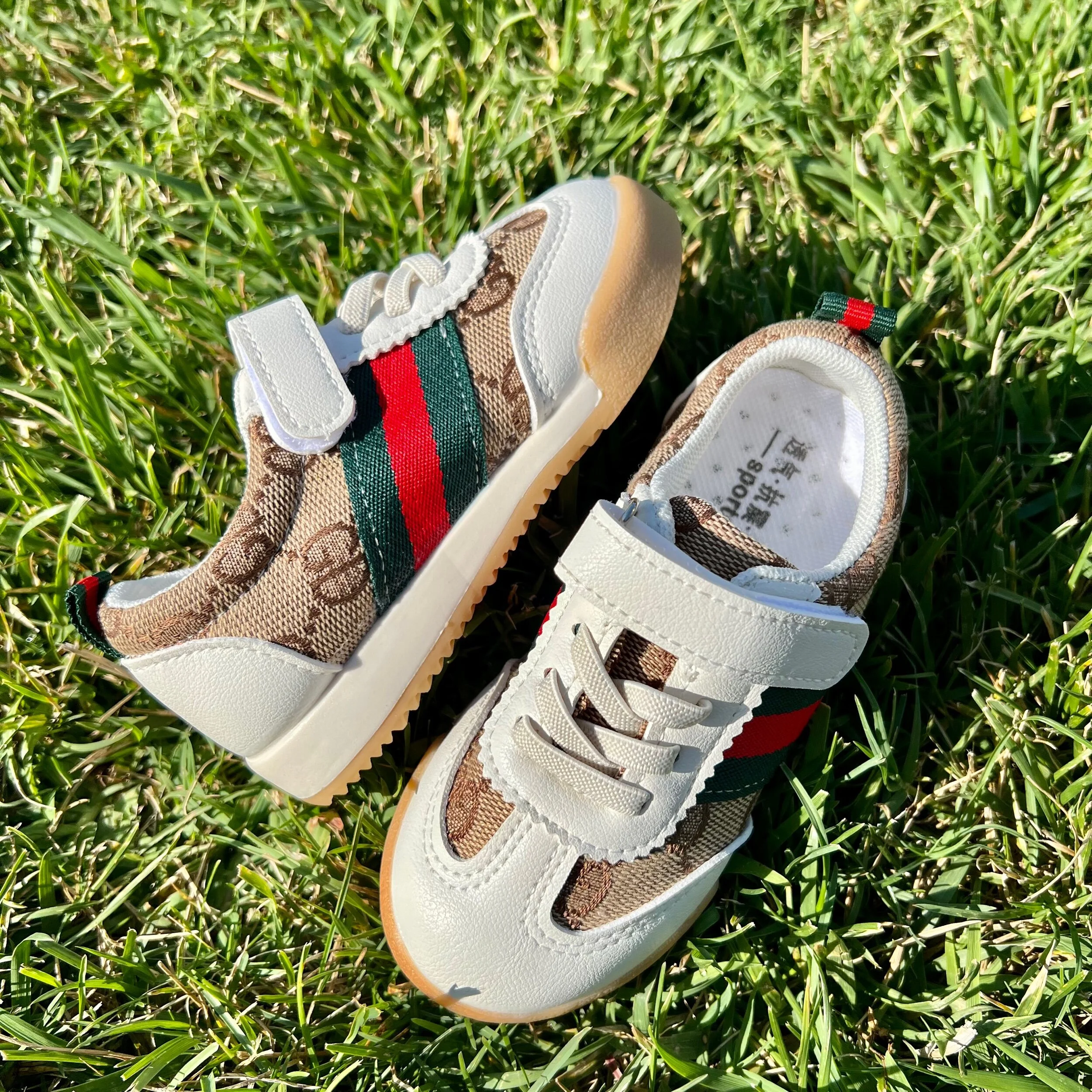 4D216DB2-04F6-4046-B52E-6BA288244EB1