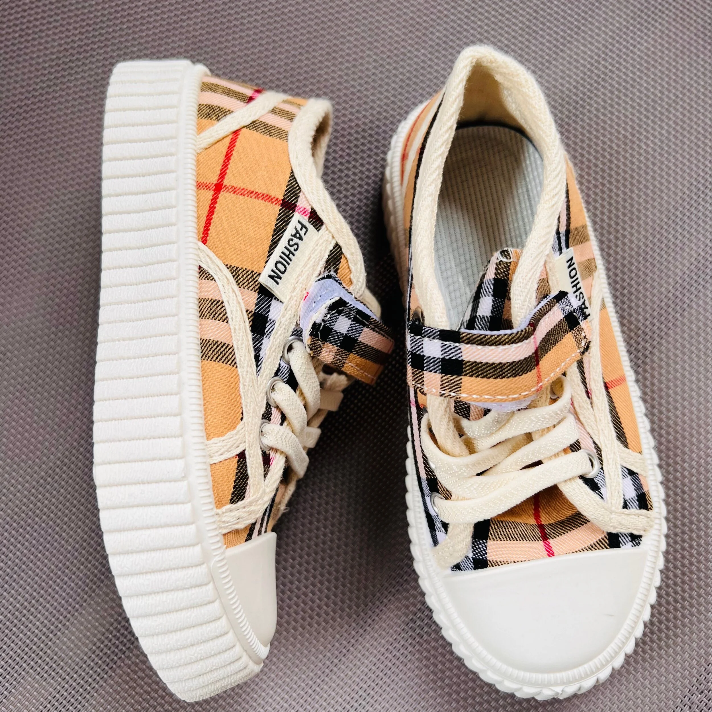 D88CC0F1-2B45-4616-9AC1-33601FF9A0DB