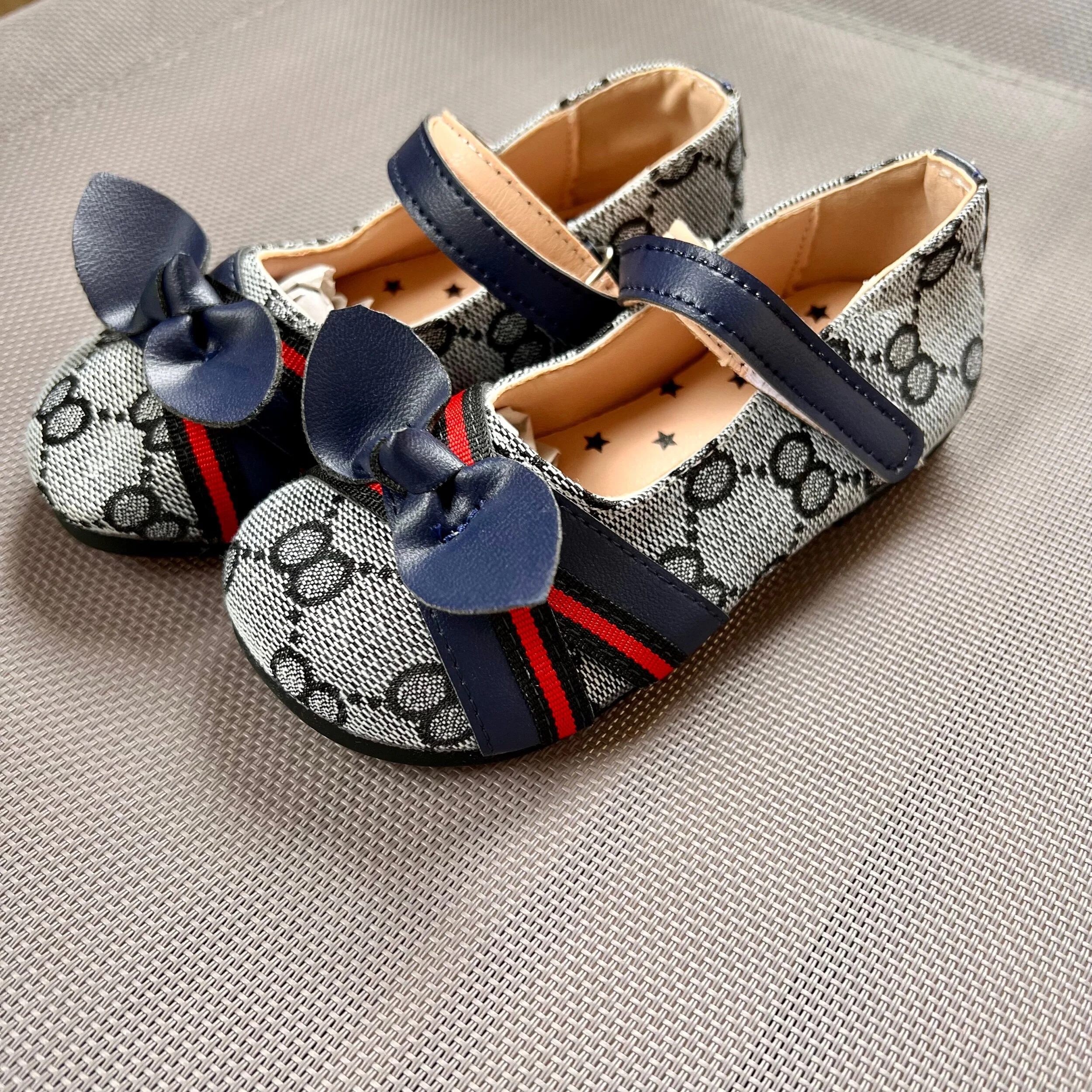 608F995F-FF22-407D-A623-011798299A64