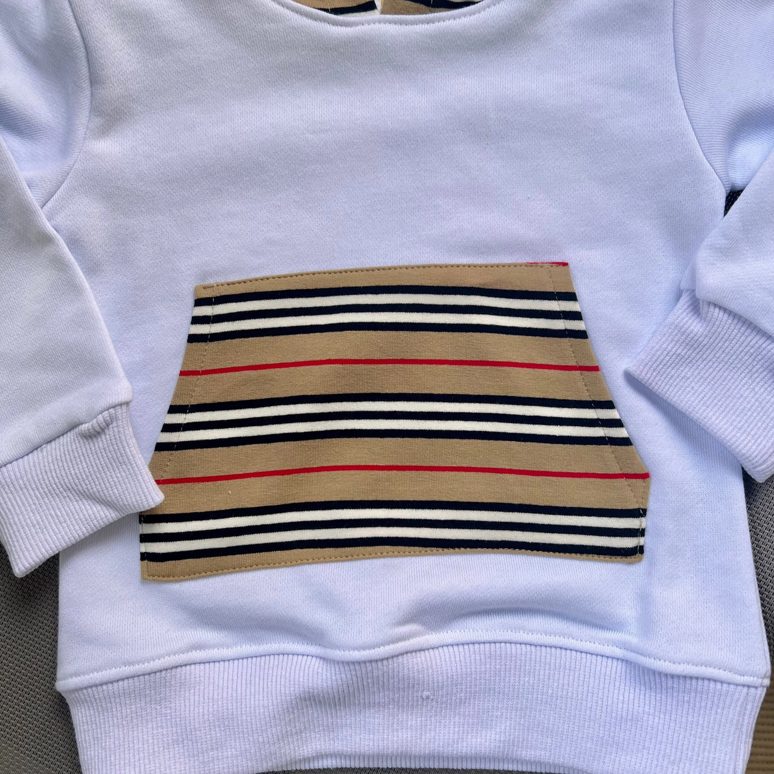 6920335B-18A8-4609-AB55-D431E367B74A