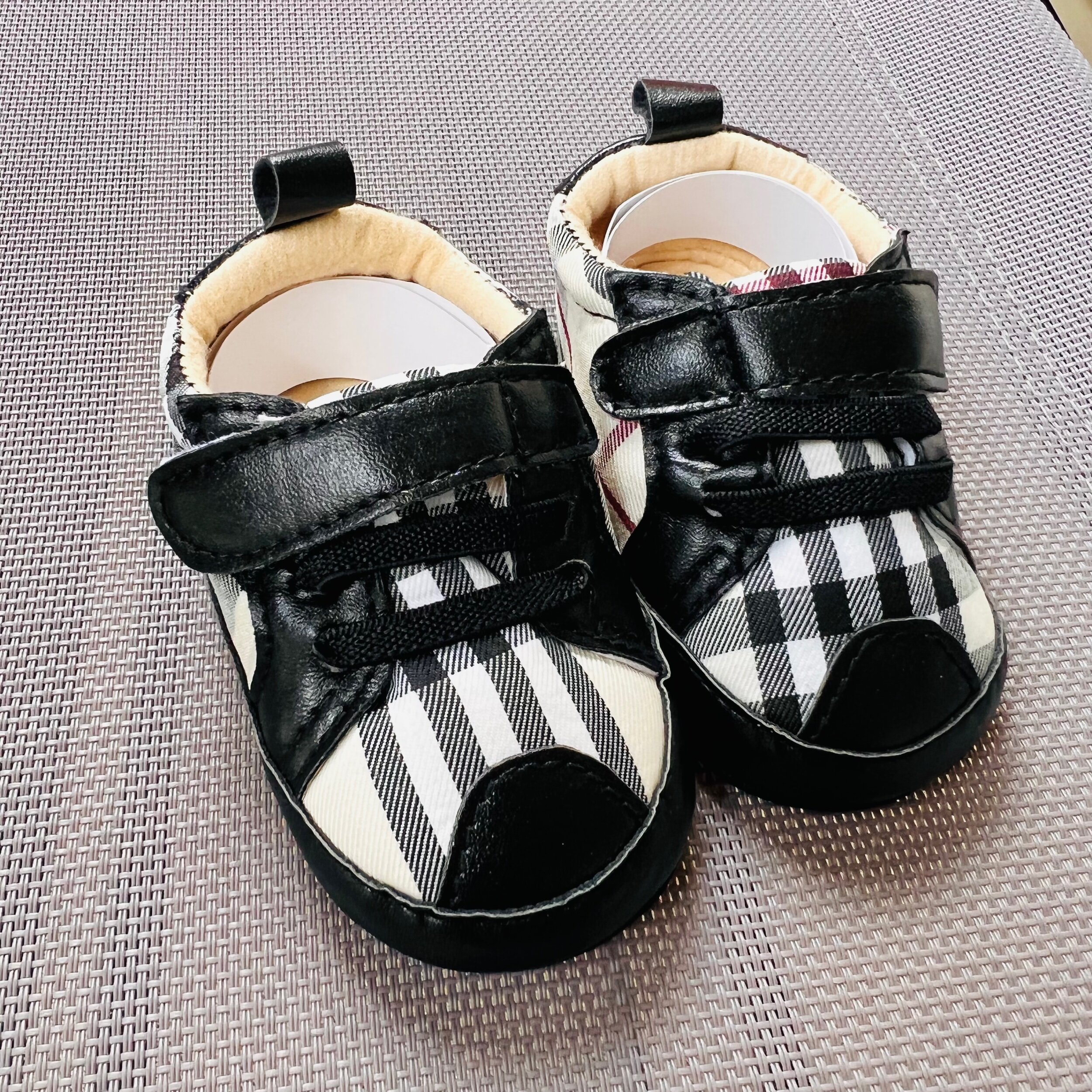 AA003DF9-60E2-45D3-8D32-C33A7AB7E10F