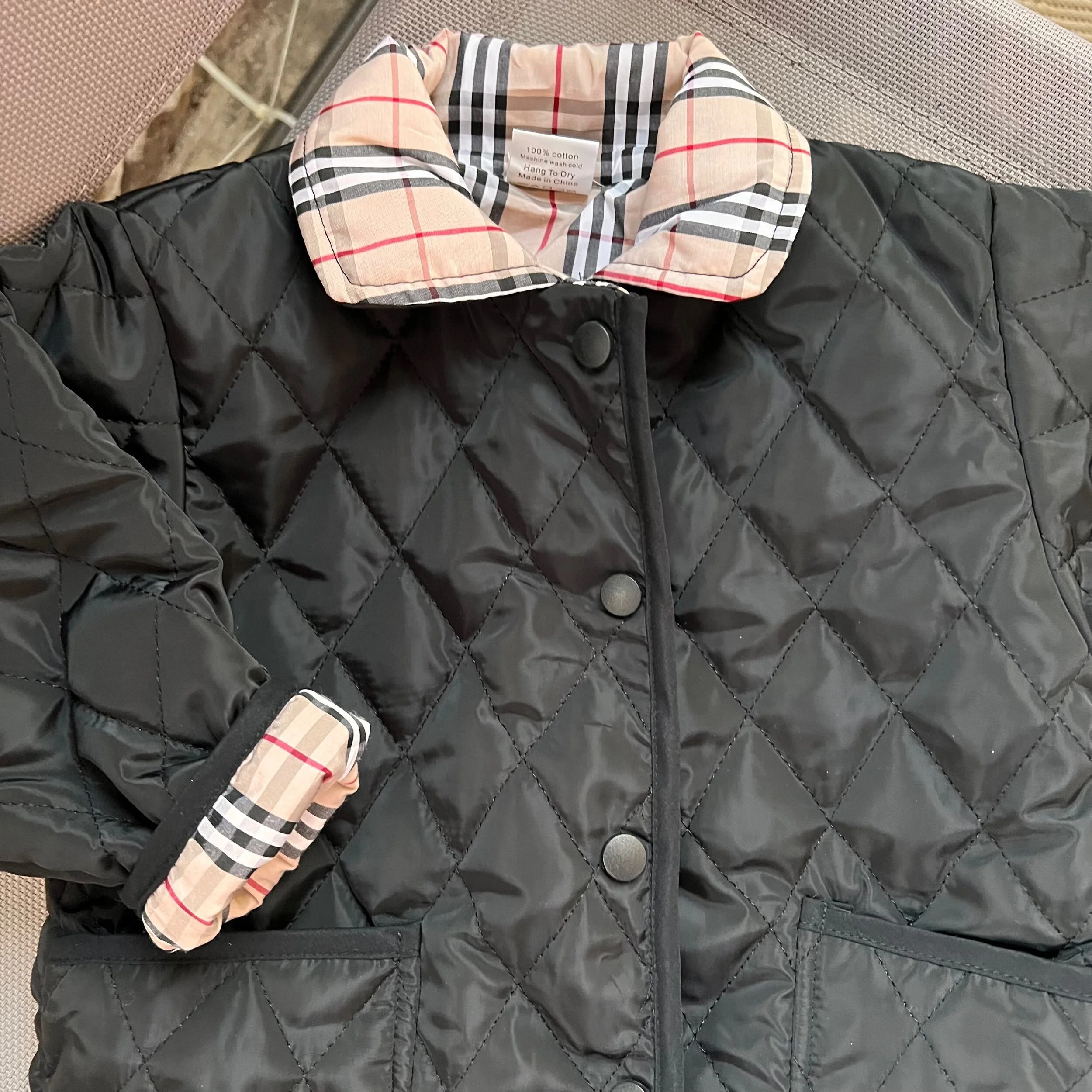 0E562294-4437-46D4-AB87-4A3FA0CA9F44