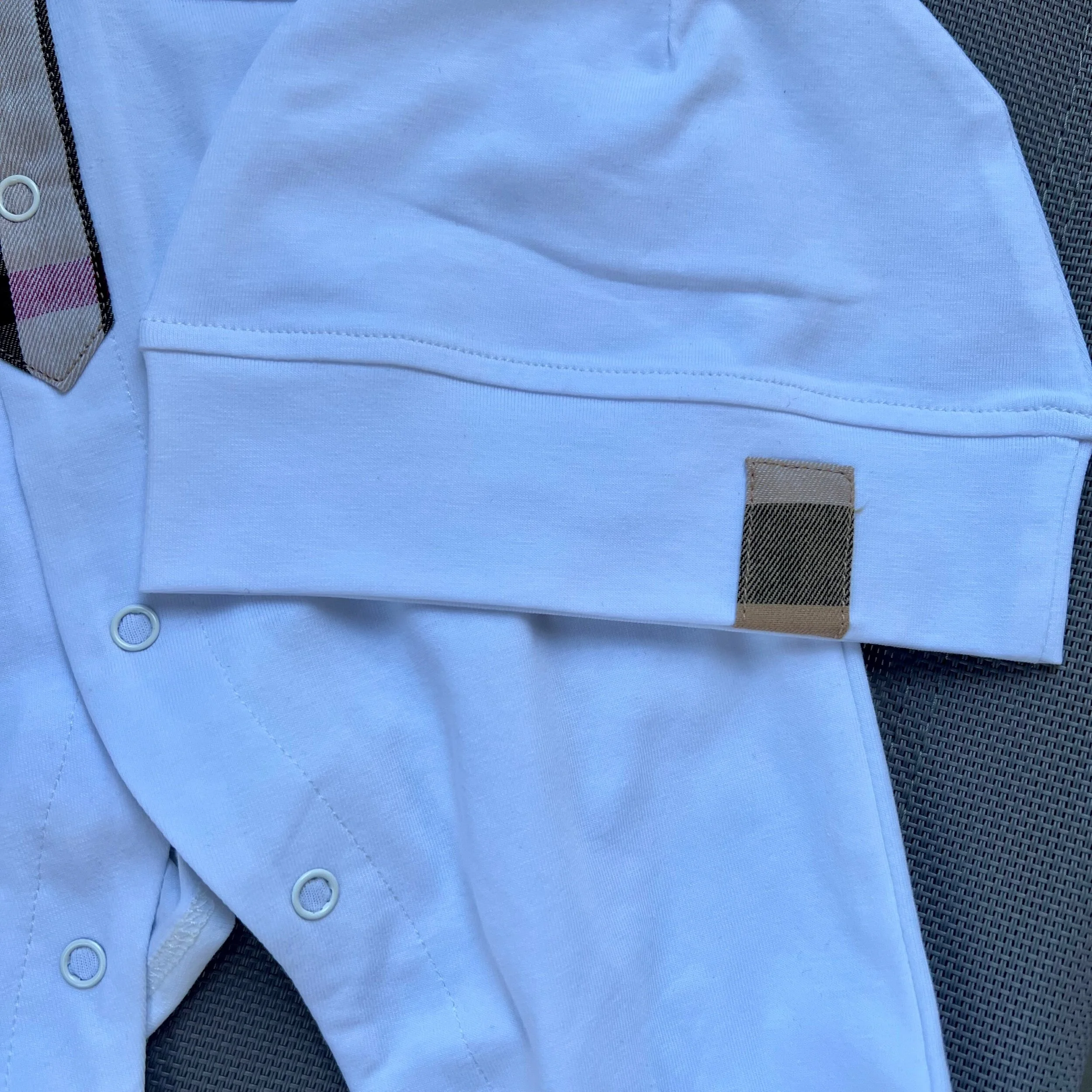 E918A226-4675-4C7C-AEA3-A02D16AC9FA7